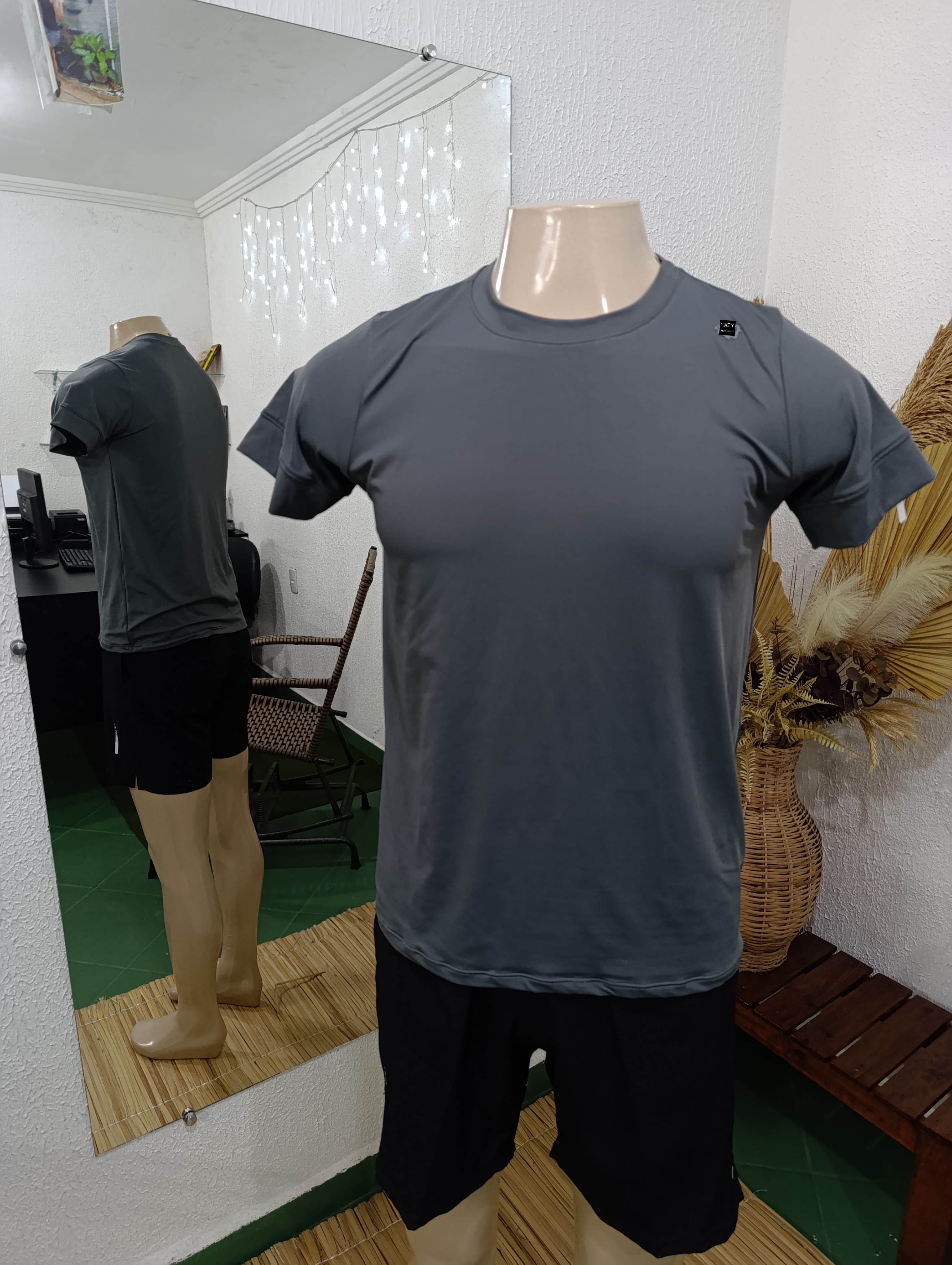 Camisa P Poliamida LISA na cor GRAFITE