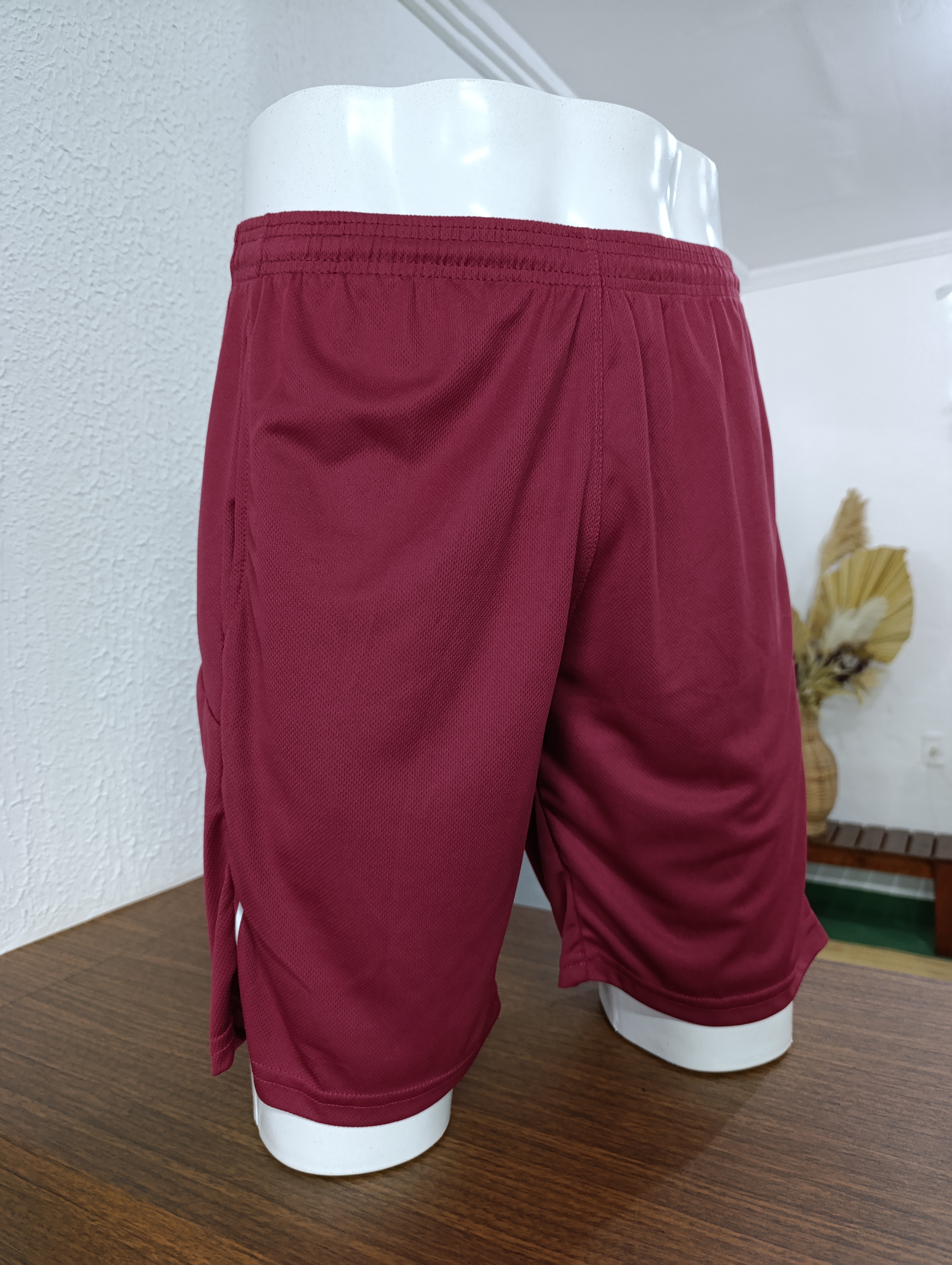Short Masculino M Dryfit cor vinho