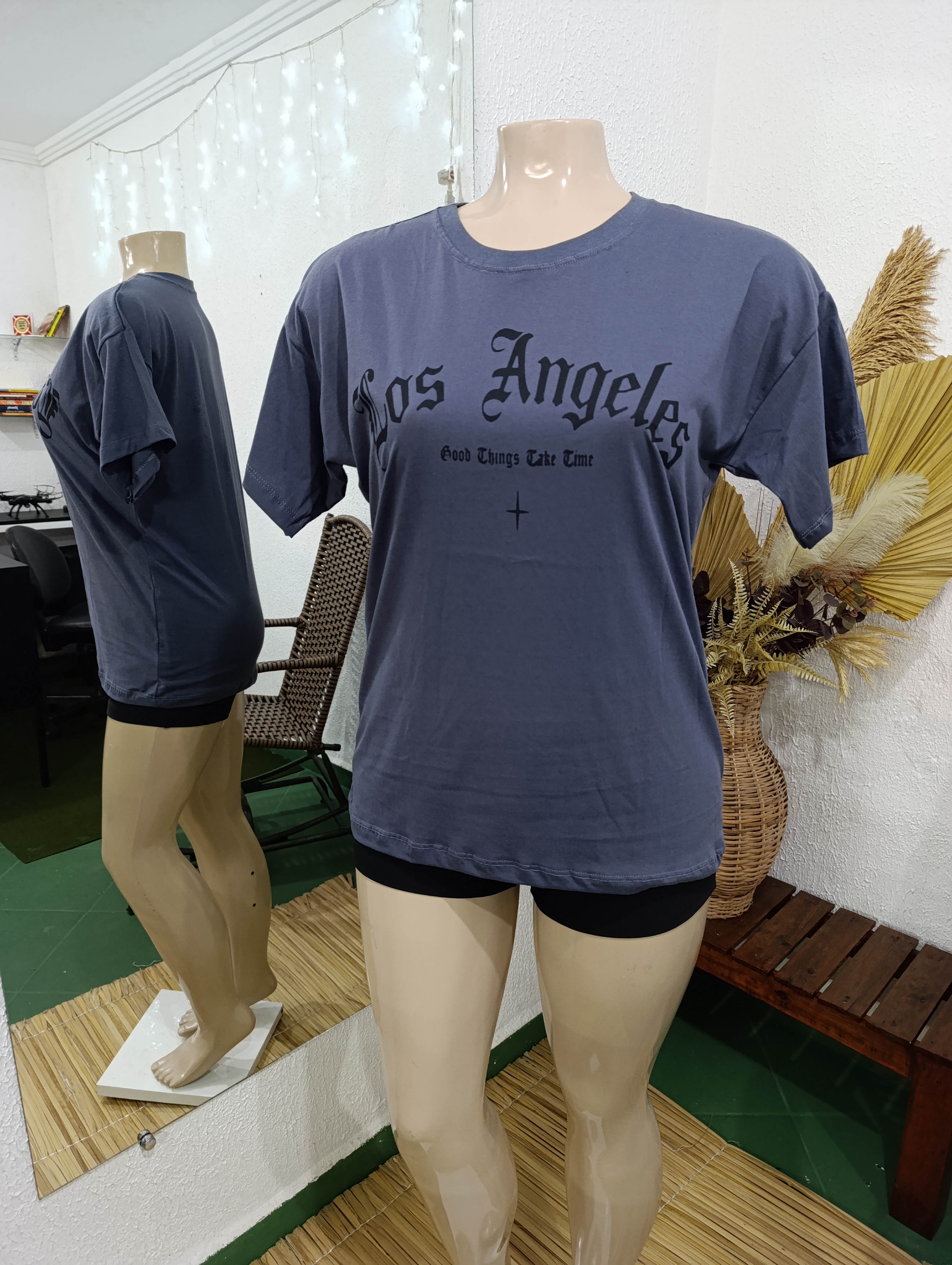 Blusa GG veste 46 cor Chumbo Los Angeles