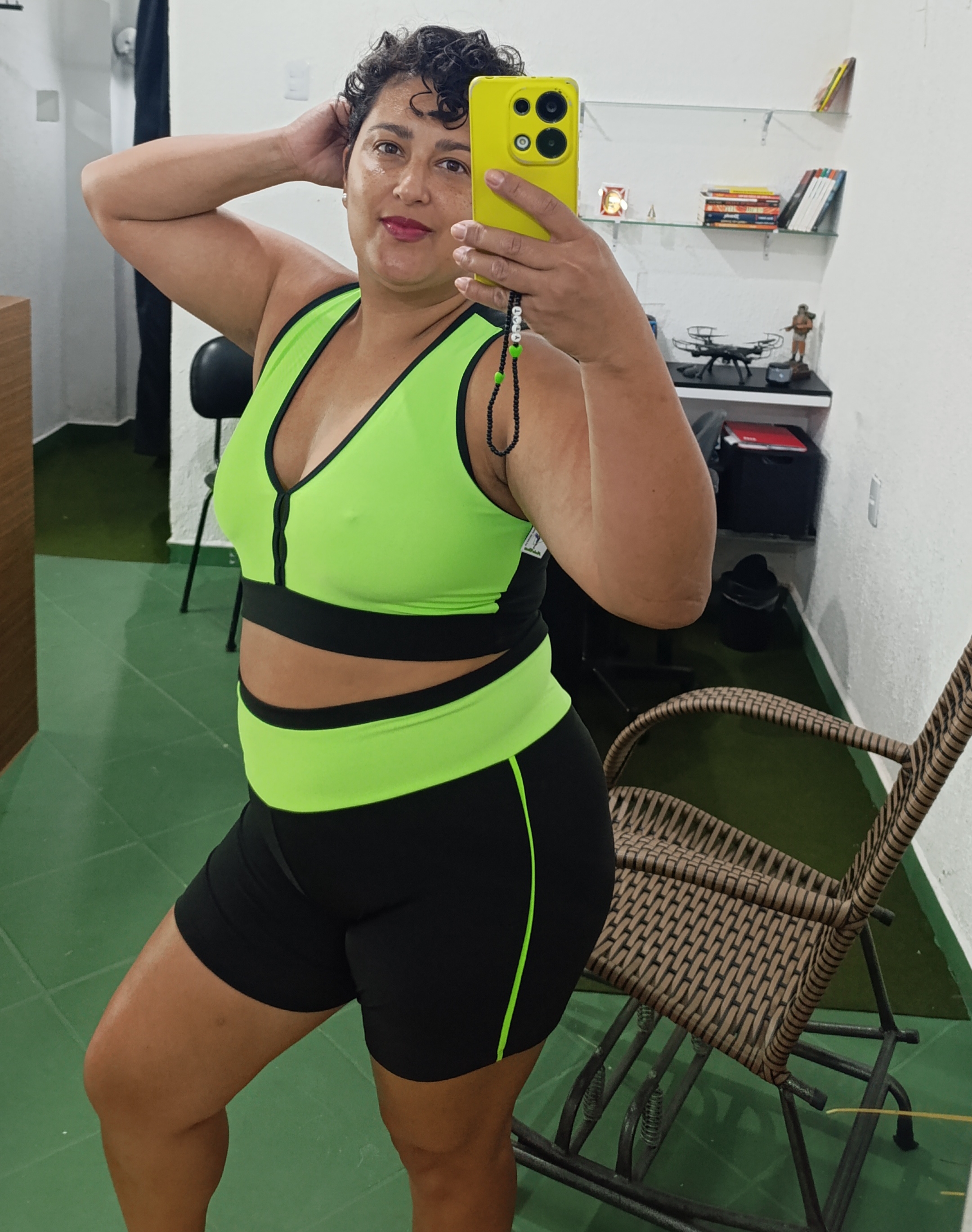 Conjunto de Short GG Preto com verde neom