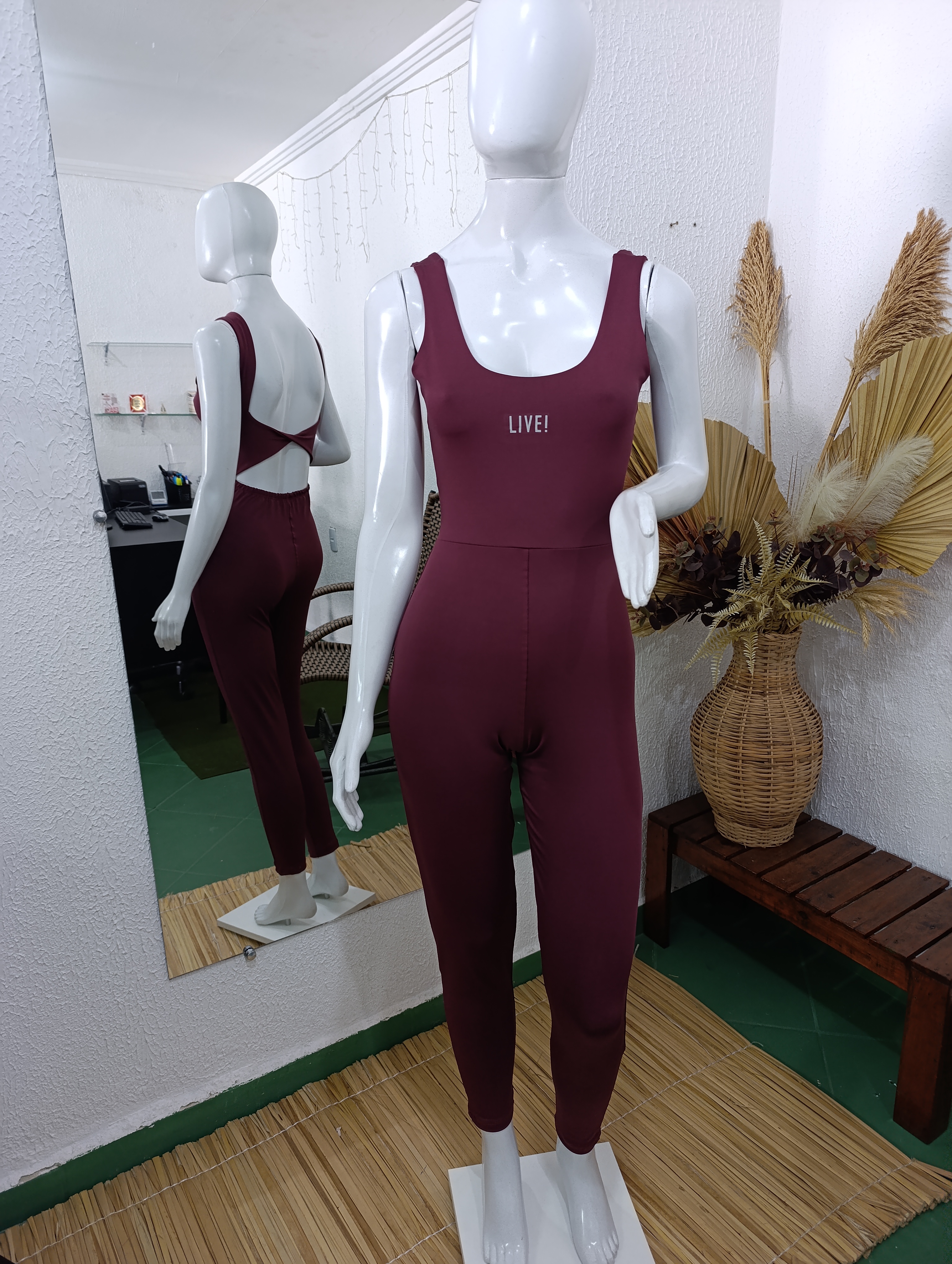 Macacão M VINHO Live