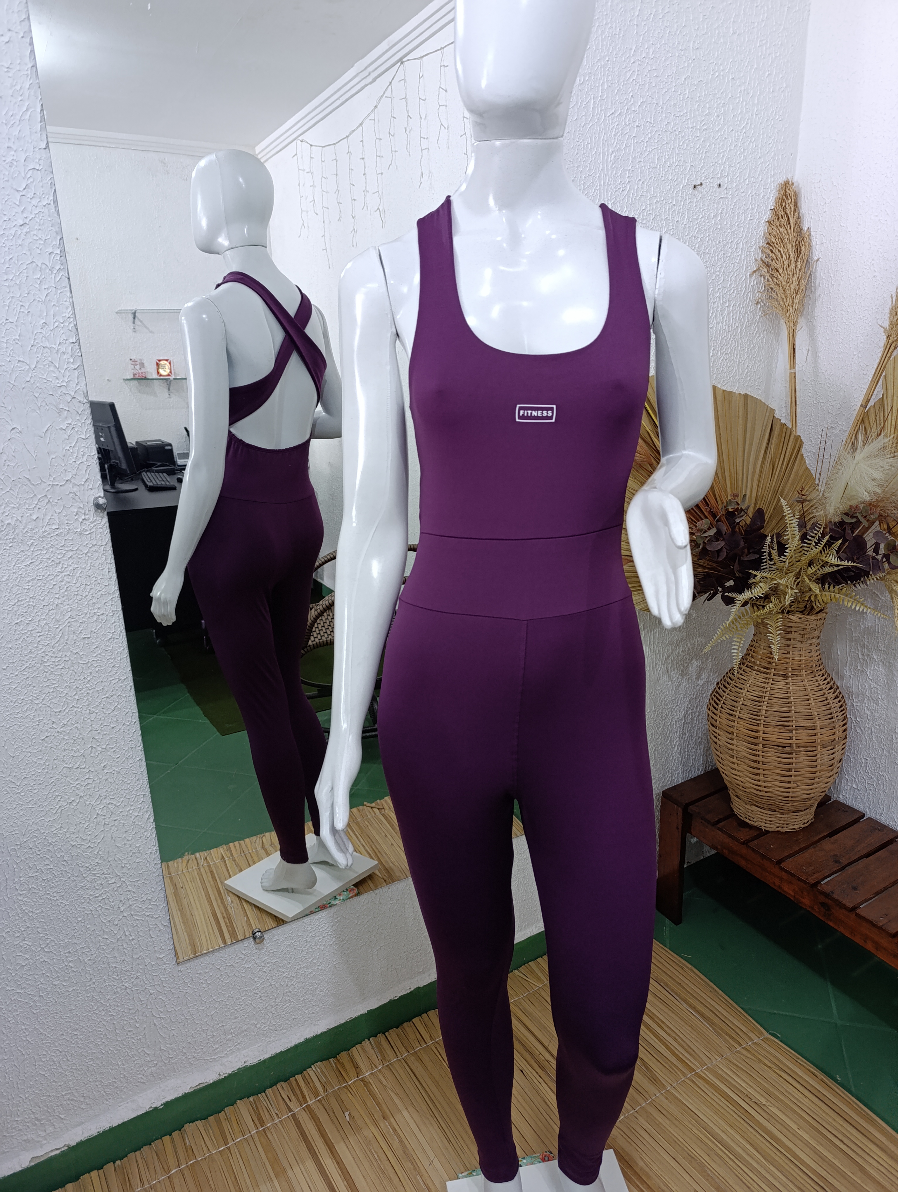 Macacão M cor ROXO FITNESS