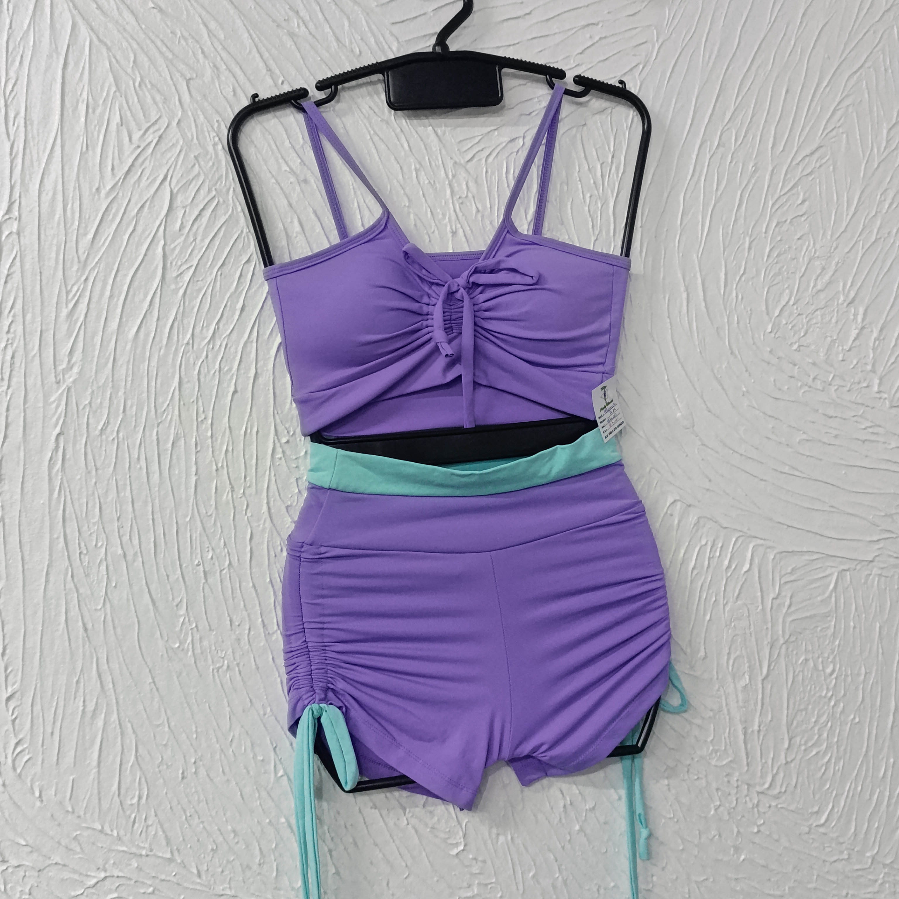 Conjunto de Short P Poliamida empina bumbum. Cor: lilás