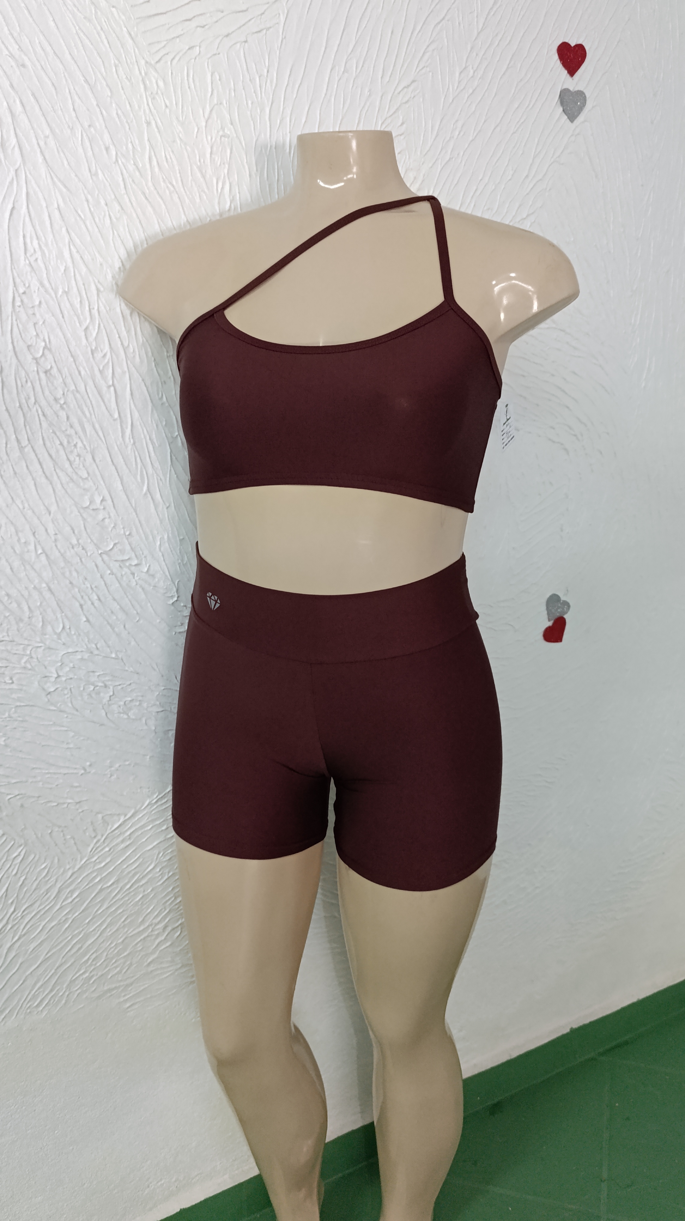 Conjunto de Short M Alcinha fina. Cor: MARROM