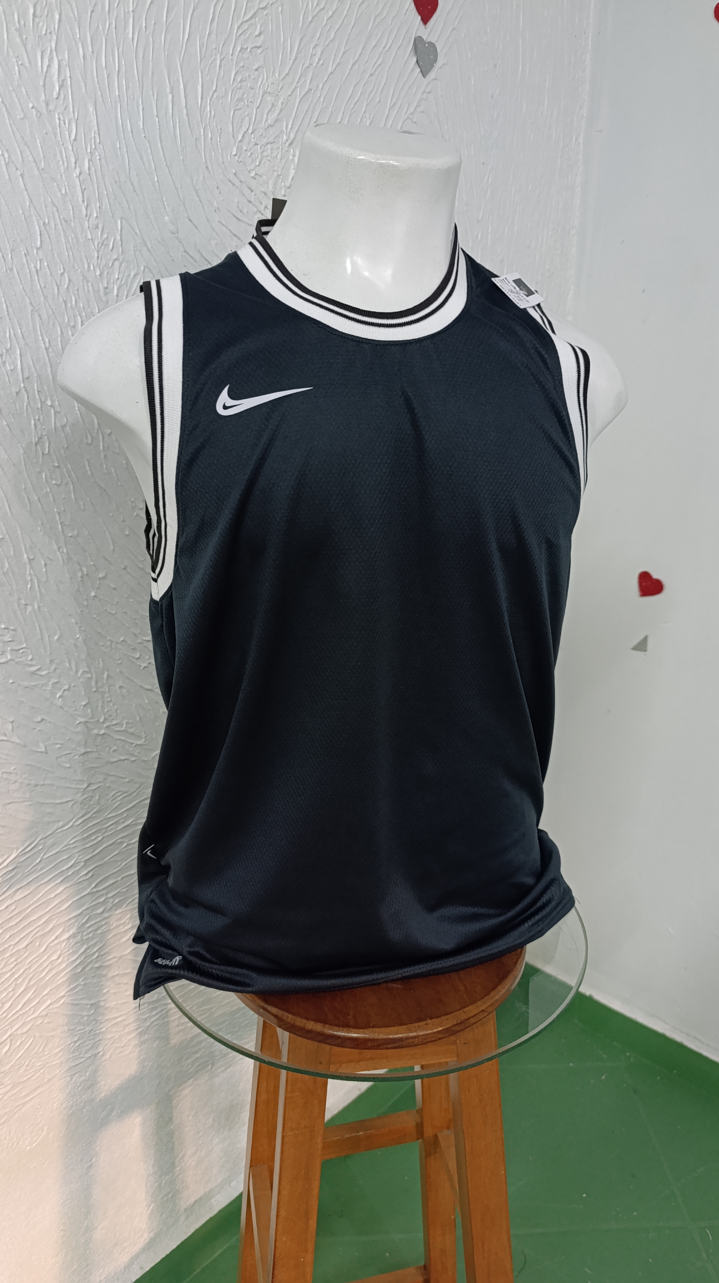 Camiseta G Basquete Nike cor: PRETA