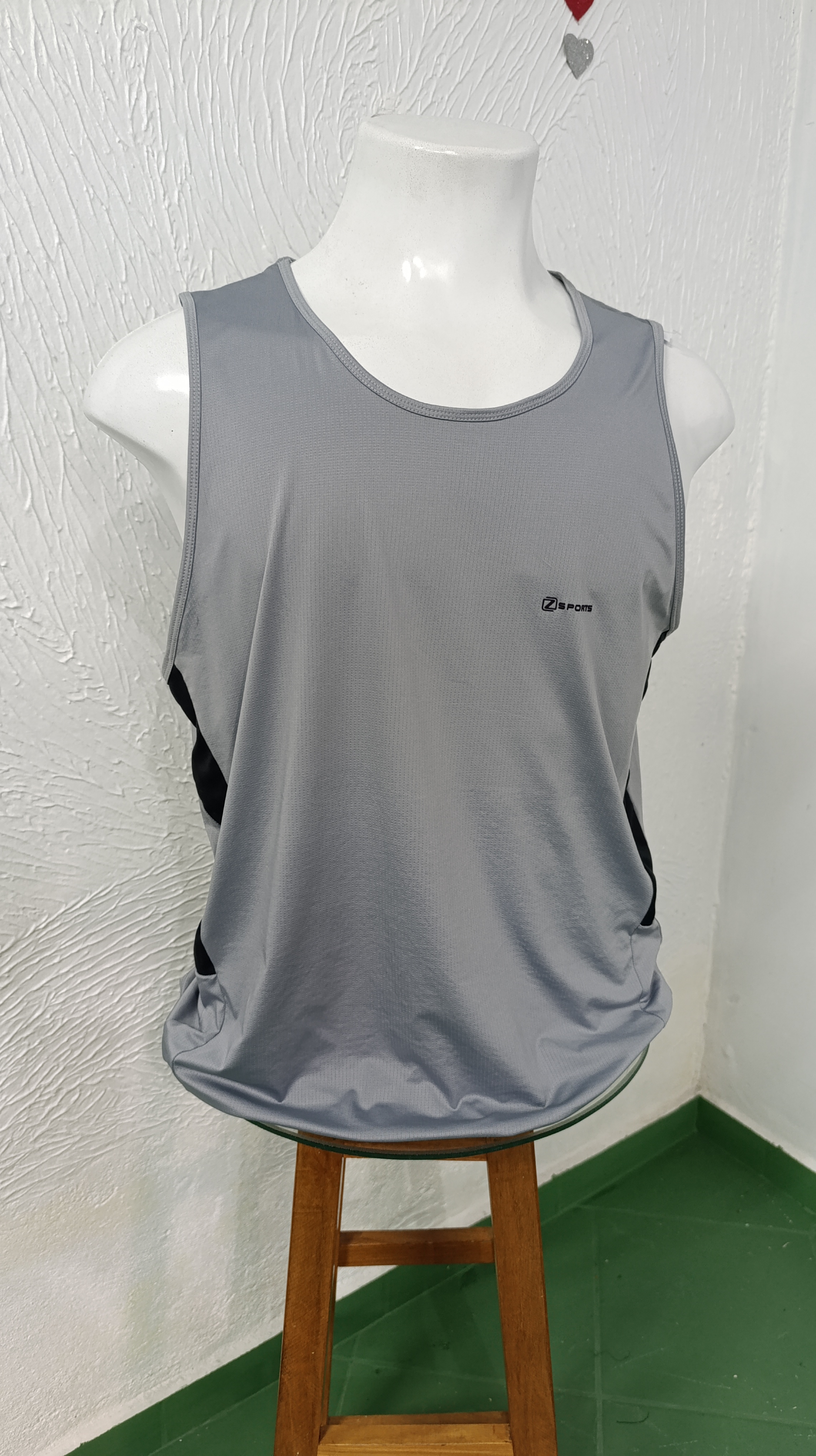 Camiseta G Dryfit Cor: cinza com preto na lateral
