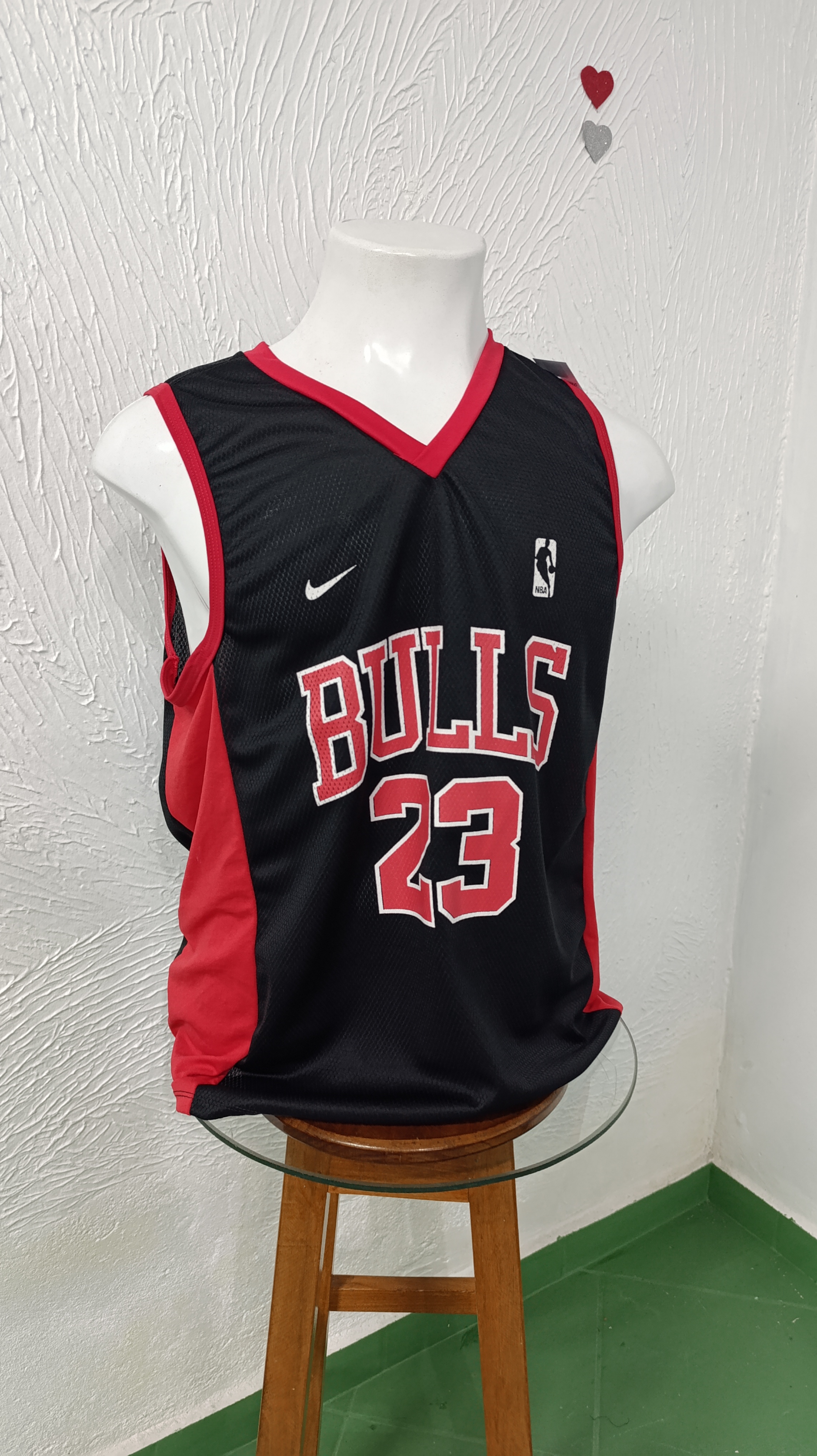 Camiseta G Basquete BULLS 23 Preta com vermelho