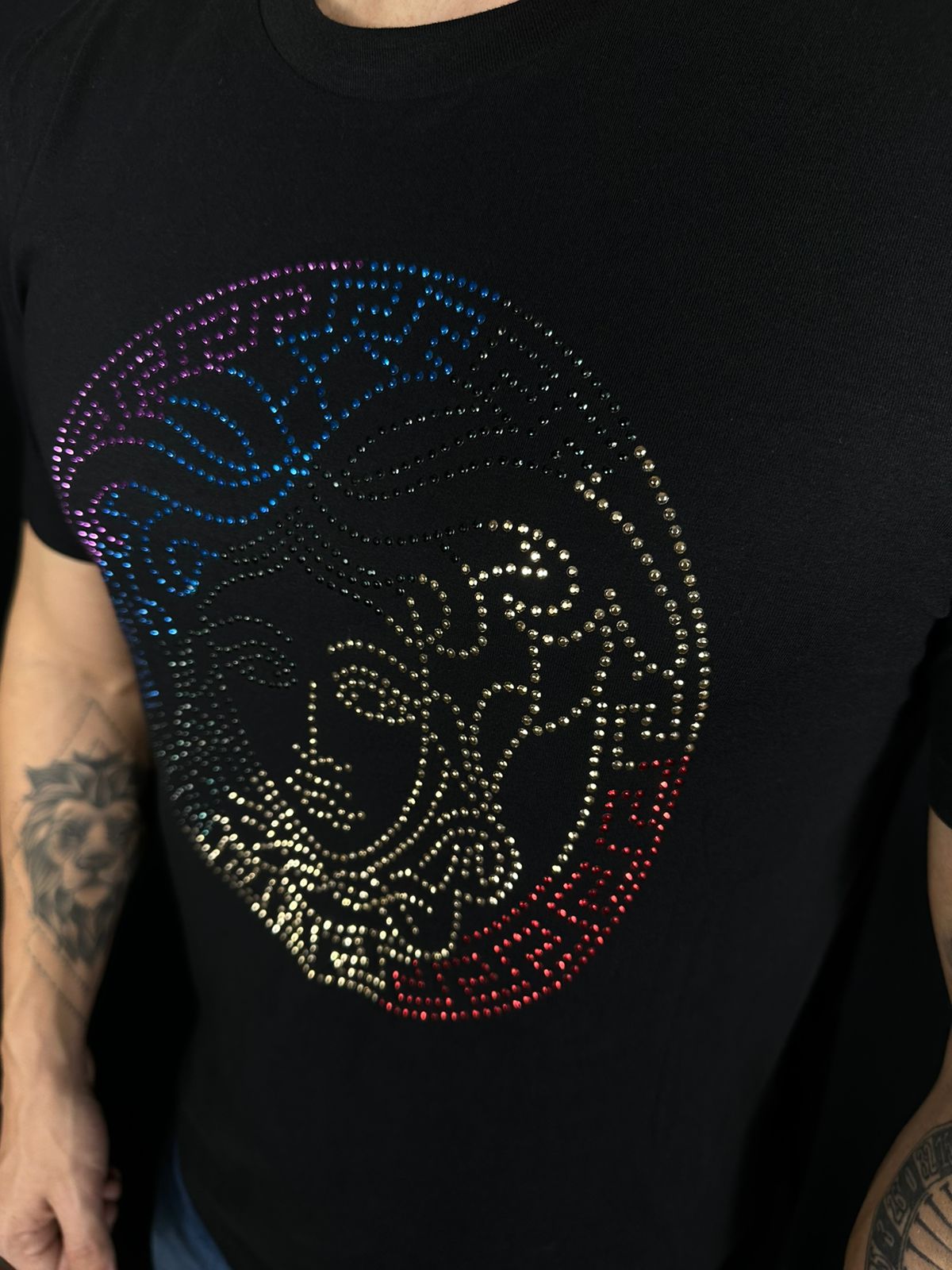 Camiseta Peruana Preta Estampa Brilhante