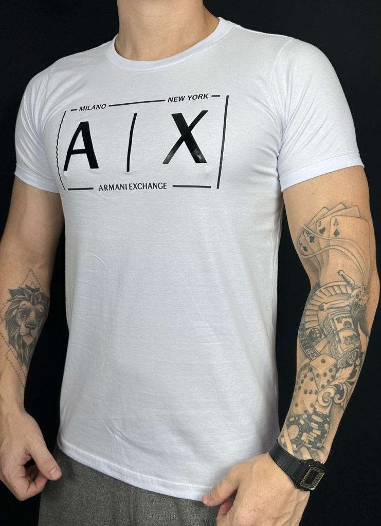 Camiseta Peruana Armani Branco/Preto