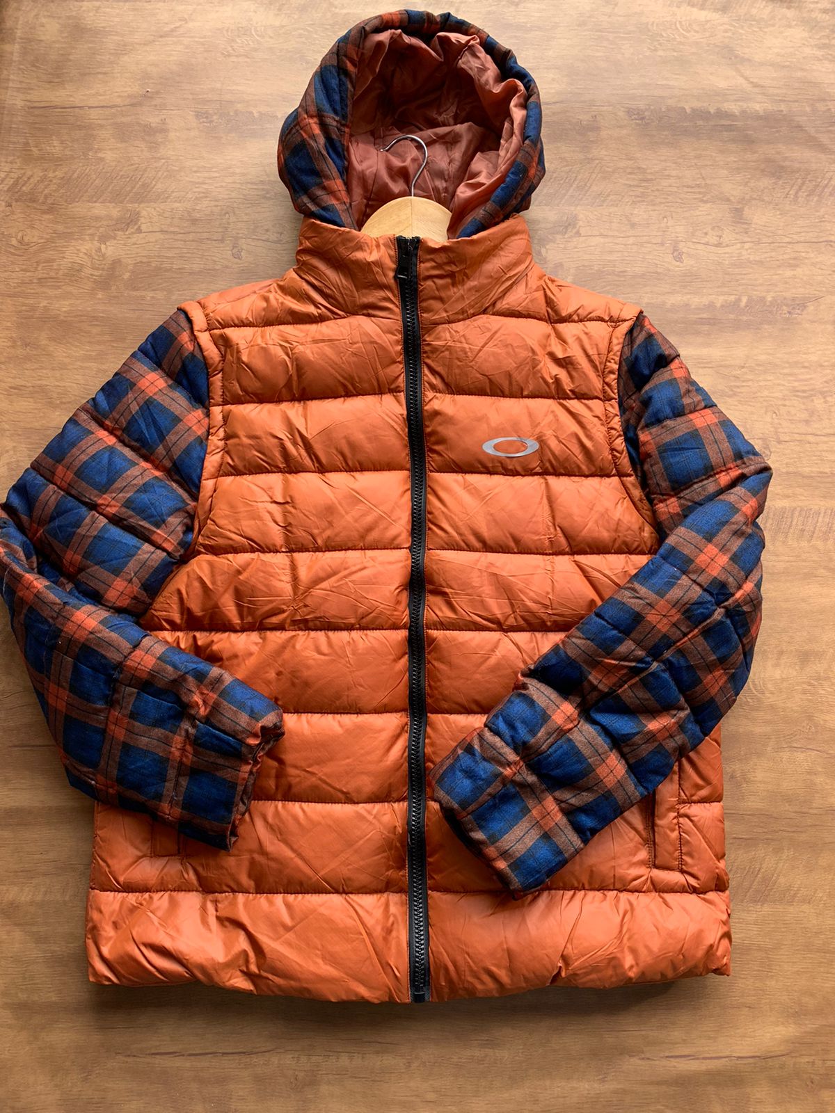 Bobojaco Oakley Laranja com Mangas Xadrez