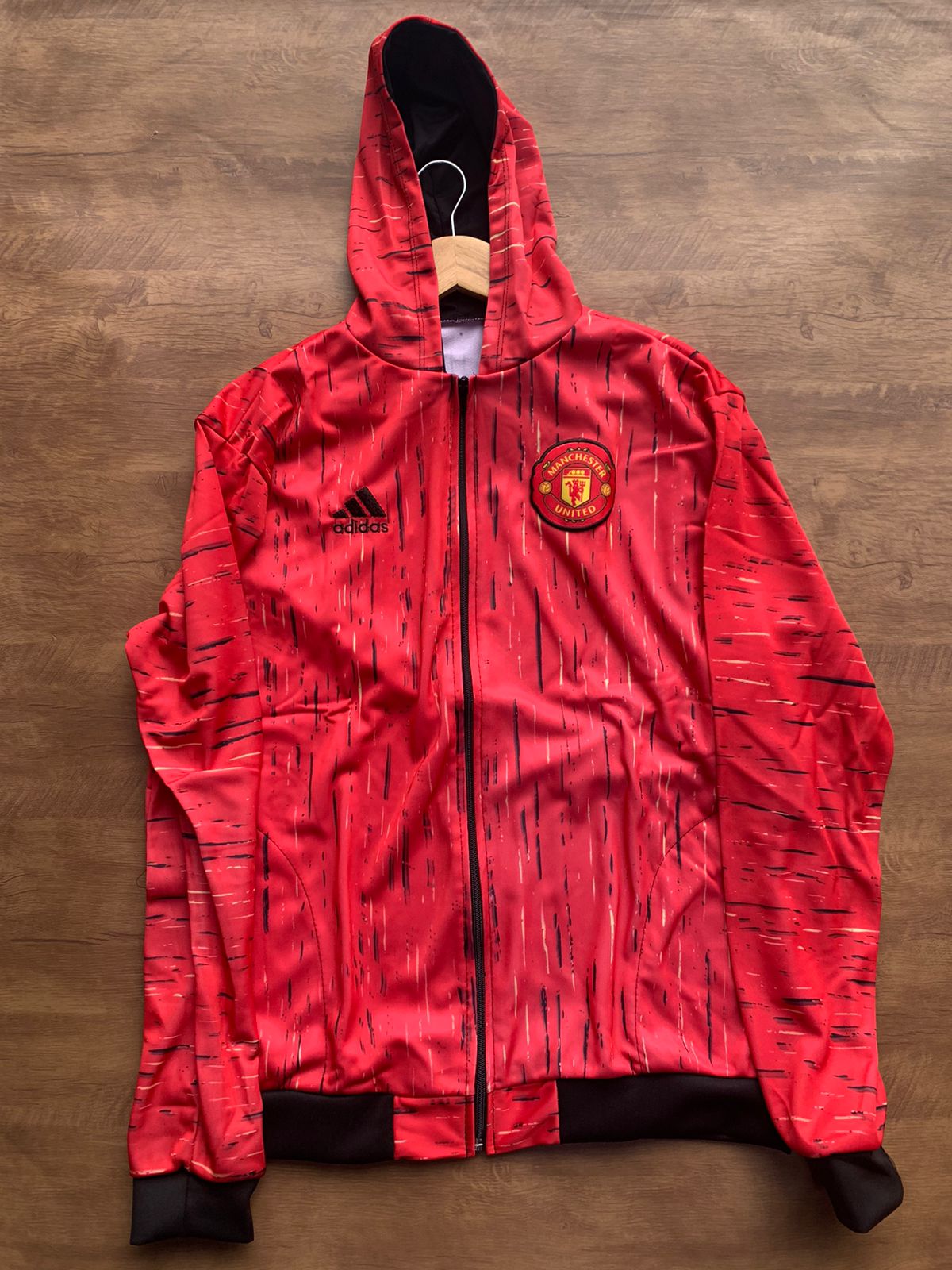 Casaco Manchester United Vermelho Com Capuz