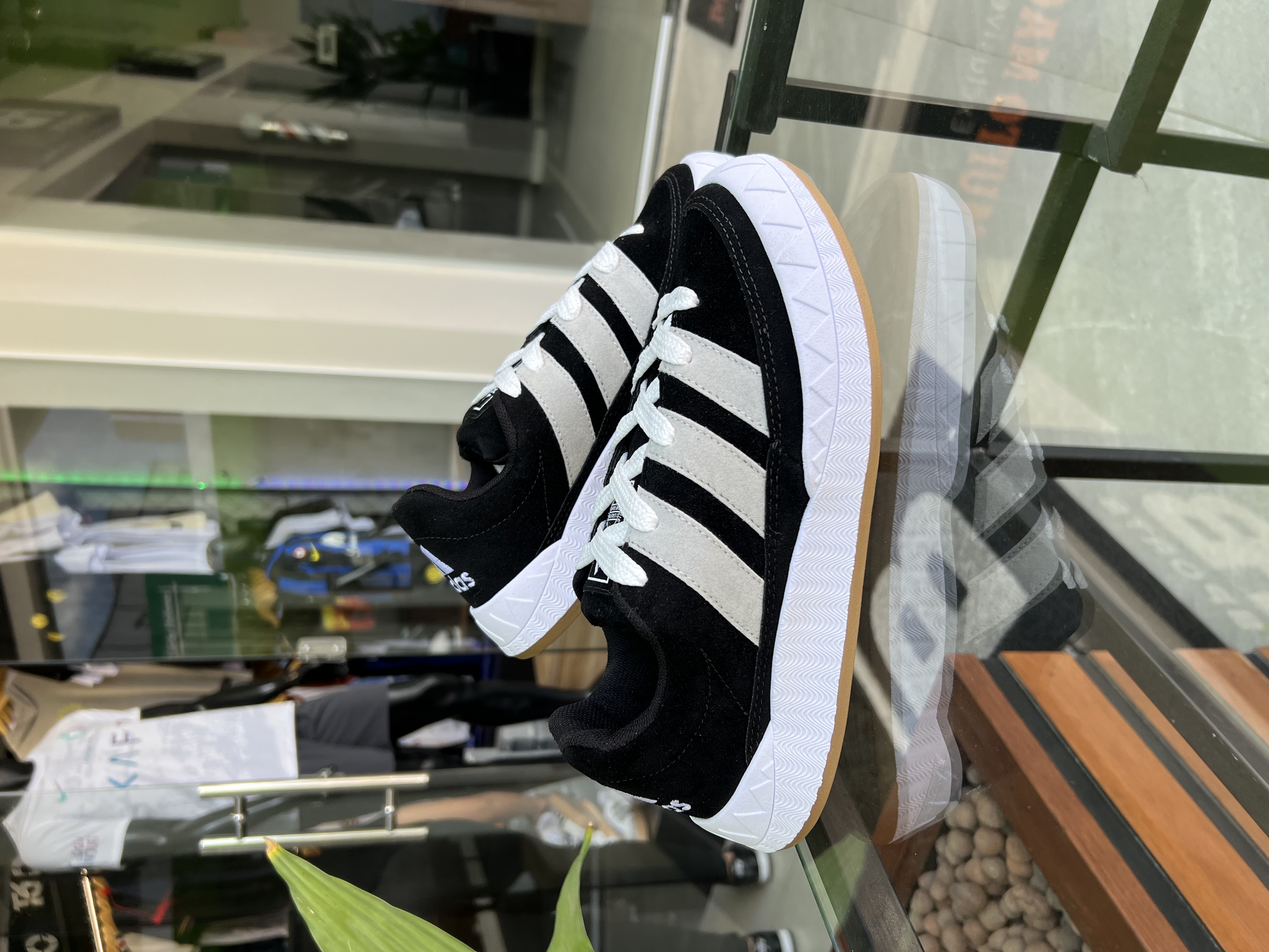 Tenis Adidas Adimatic