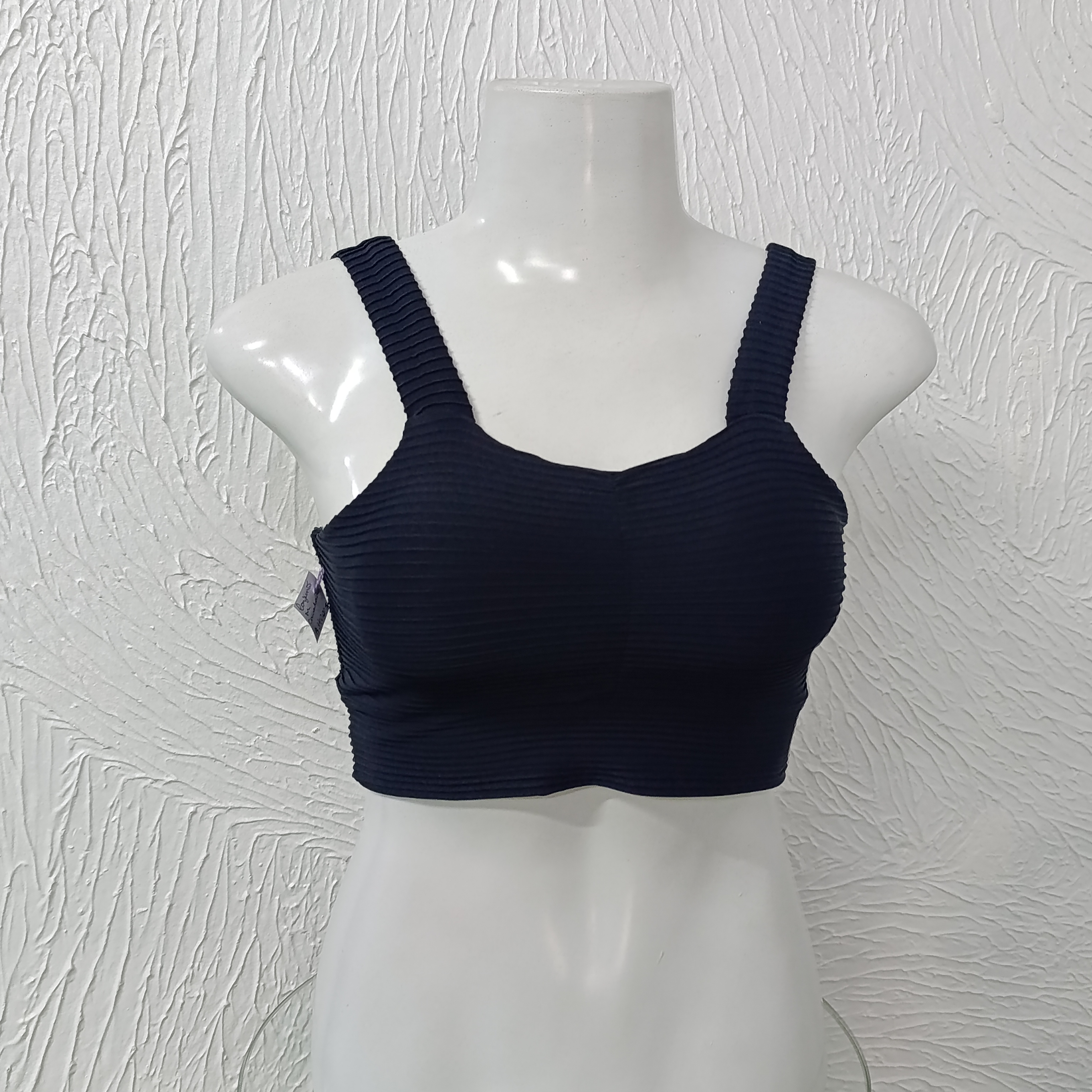 Top P Jacquard canelado. Cor PRETA