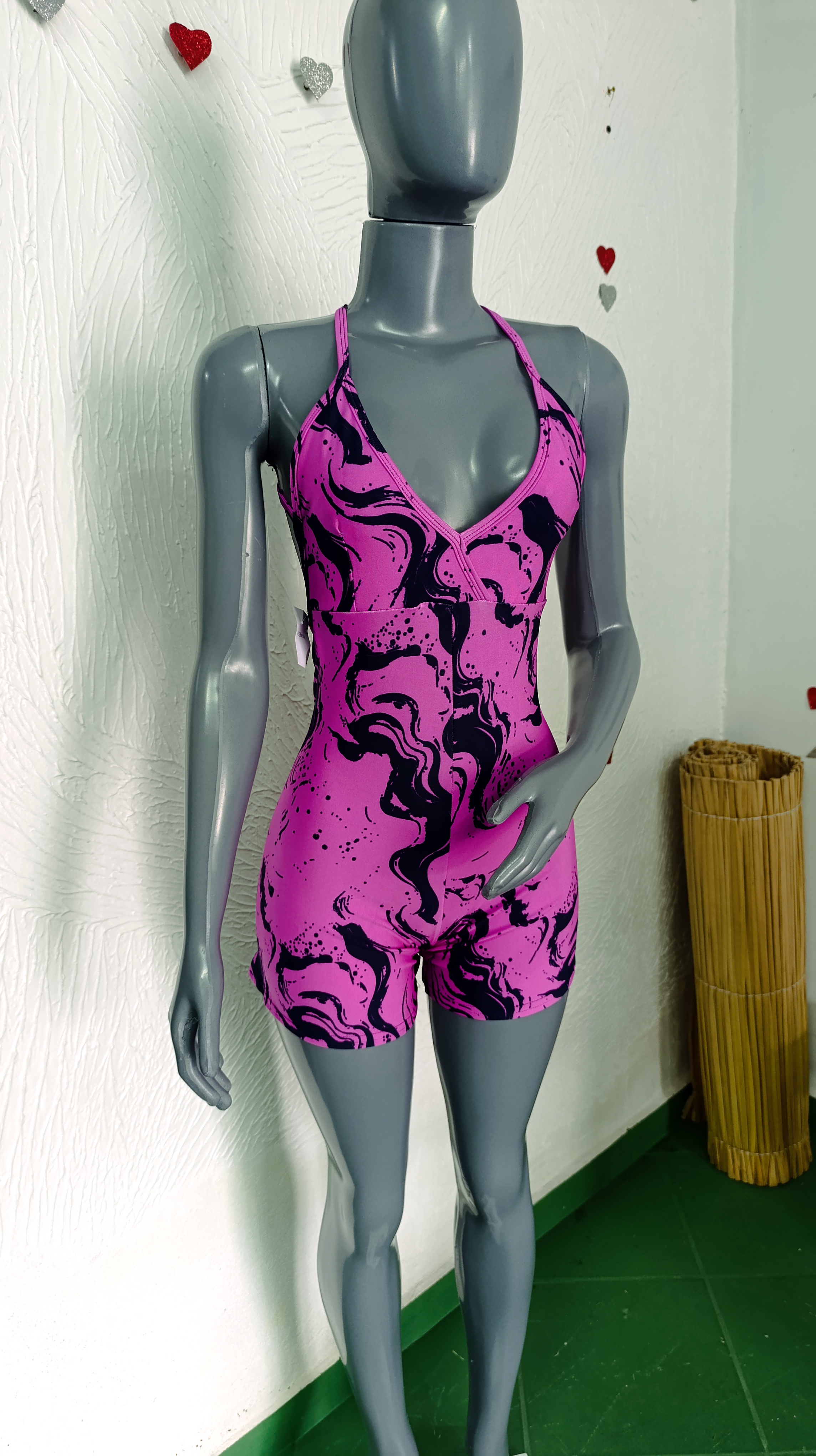 Macaquito M Empina bumbum. Estampa LILÁS