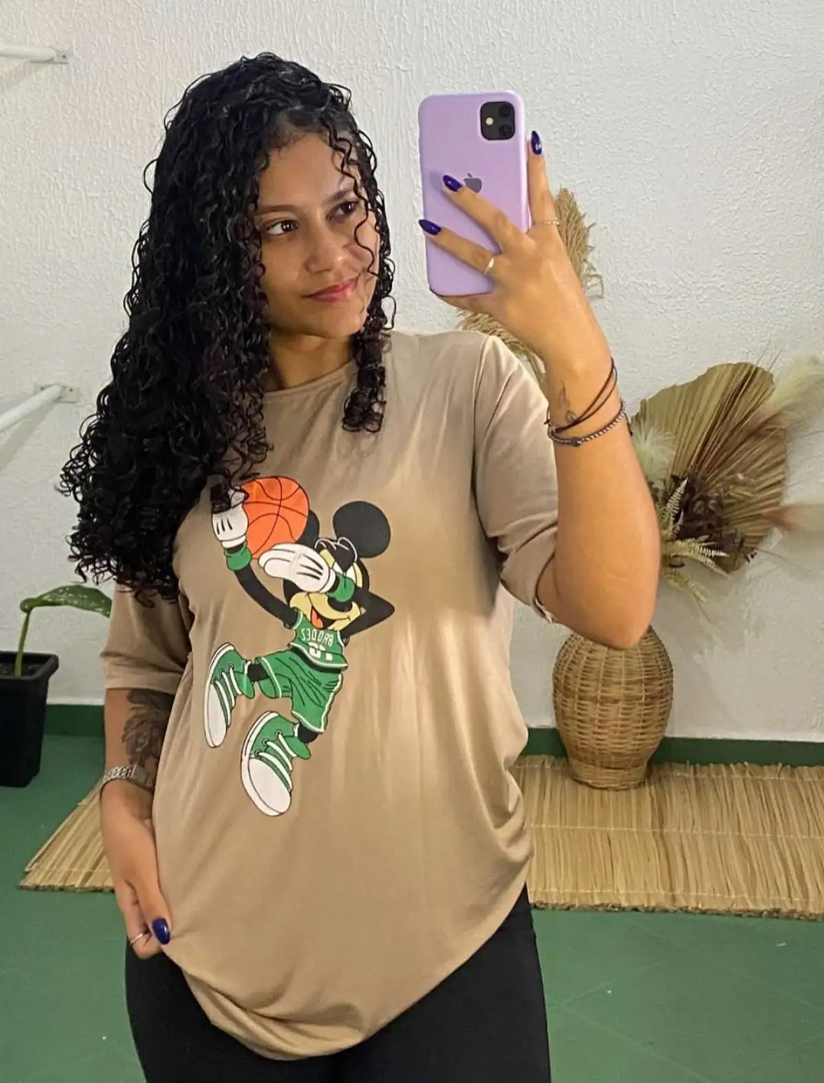Blusa G. Marrom. Mickey