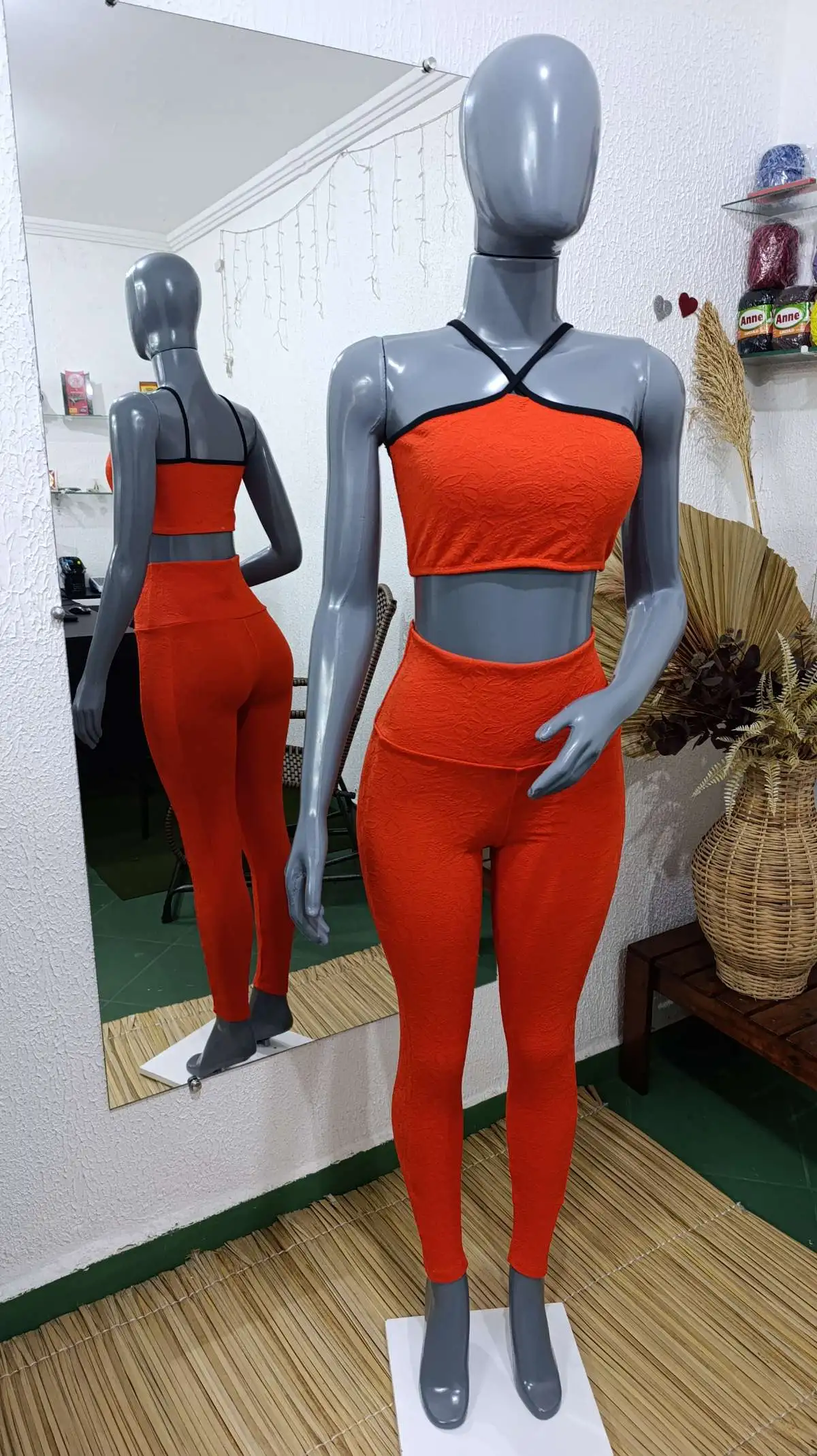 Conjunto de Legging M Jacquard texturizado. Cor: Laranja