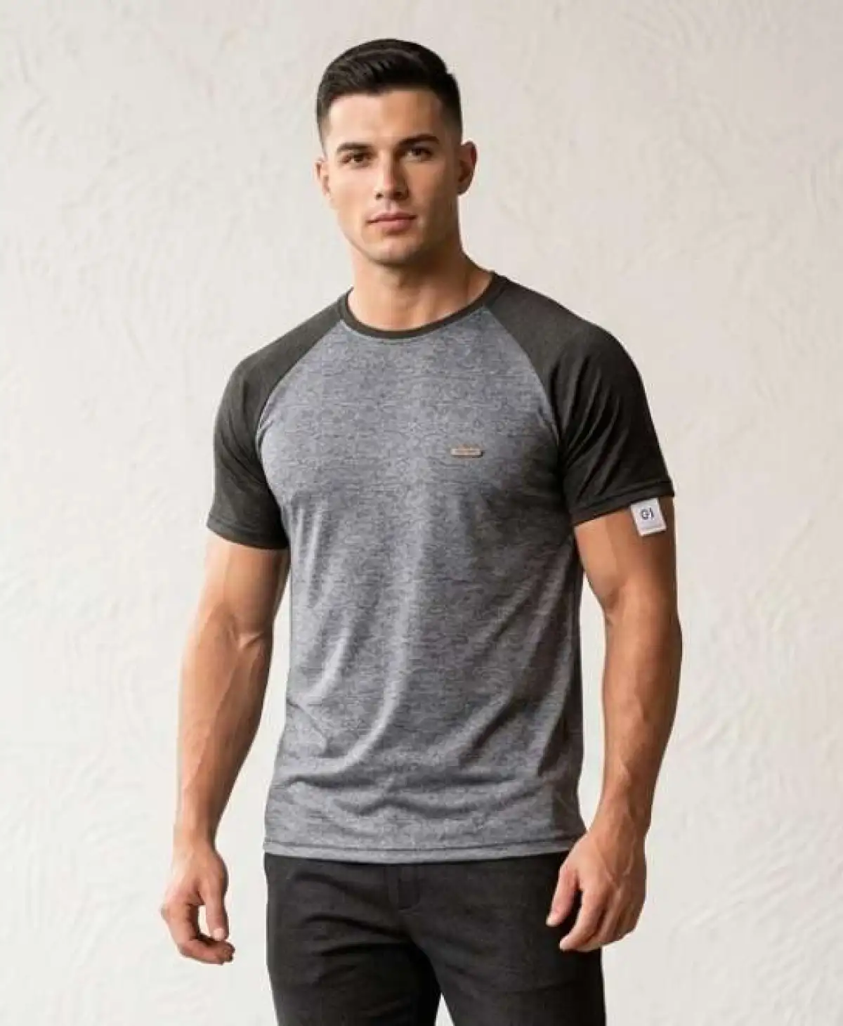 Camisa G. Dryfit. Cinza com manga grafite