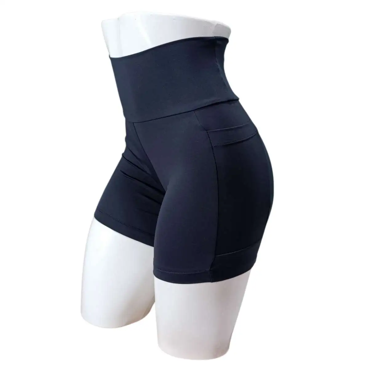 Short G. Poliamida. Com BOLSOS. Cor: PRETO