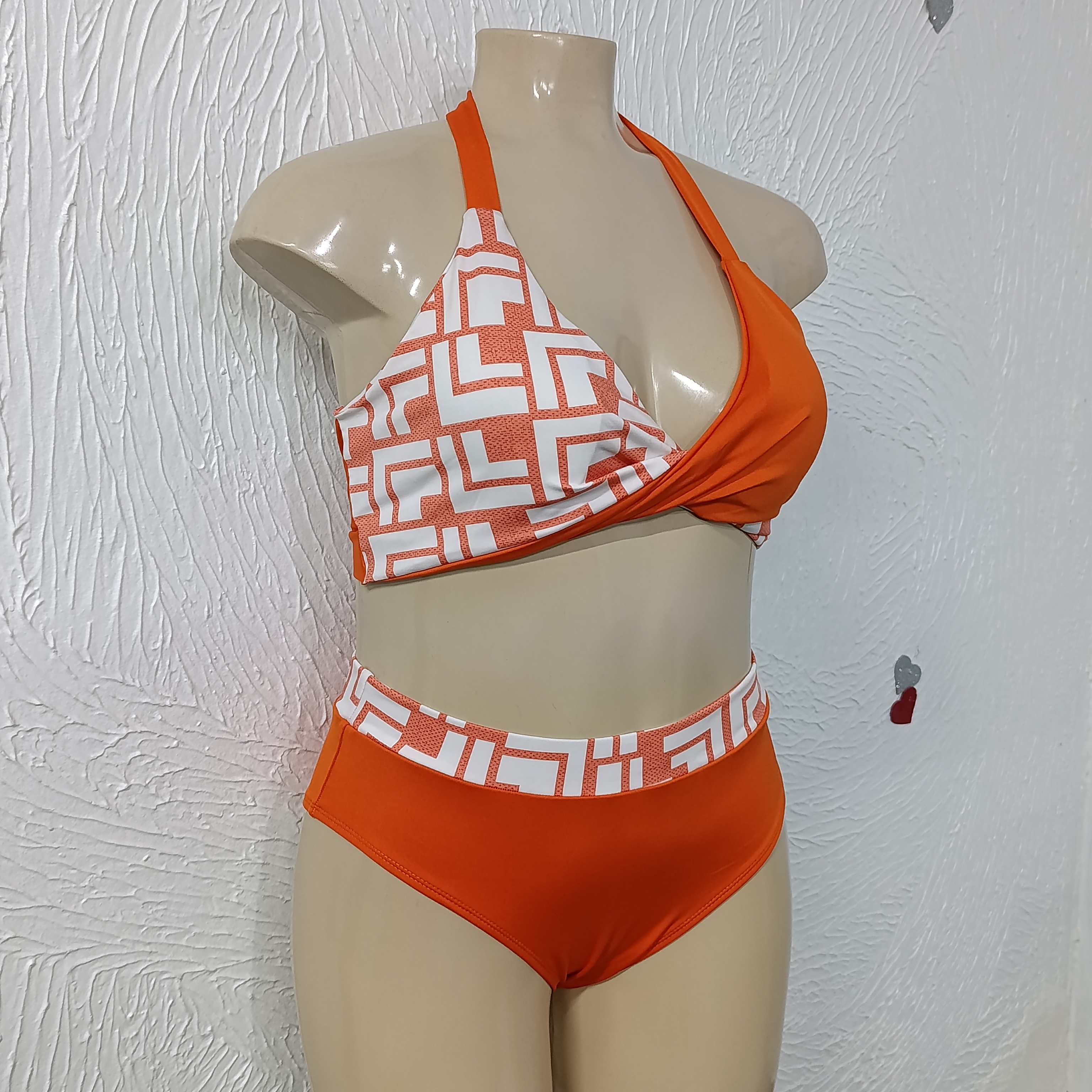 Biquíni Plus Size veste até 54. REF. 115.03.26 cor Laranja calcinha estampa