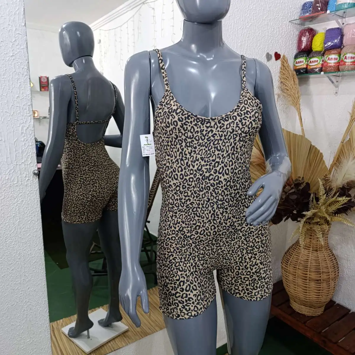 Macaquito G. Alice. Cor: Oncinha BEGE