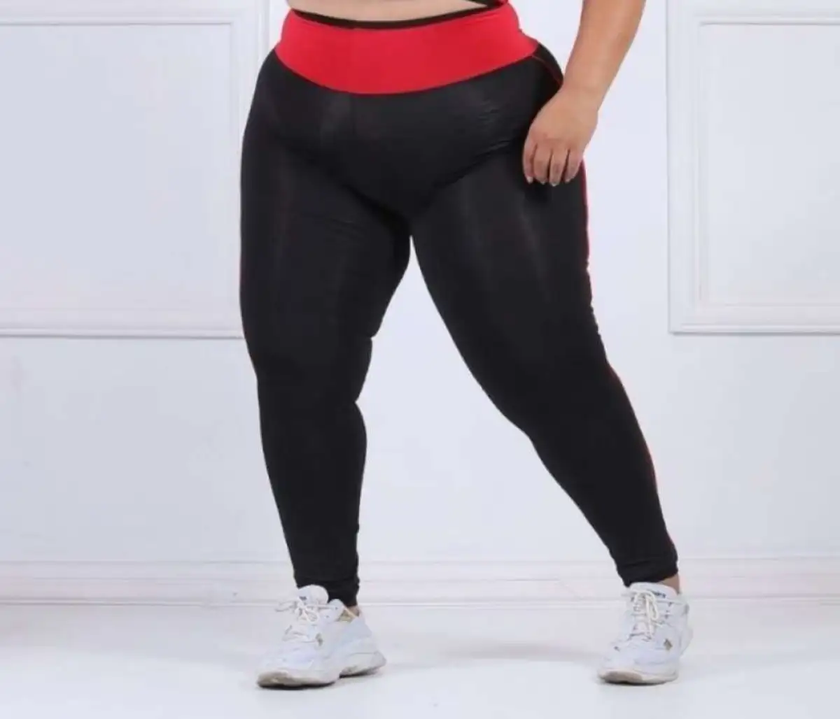 Legging G3. Preto com Cós e viés Vermelho