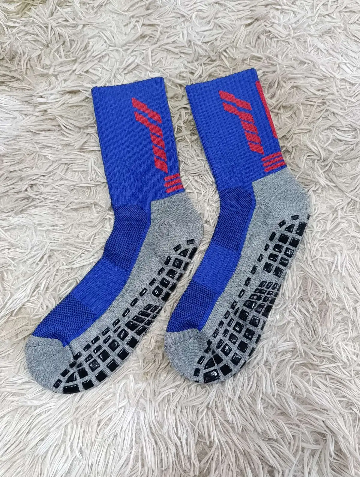 Meia Antiaderente. Cor: Azul/Vermelho 01