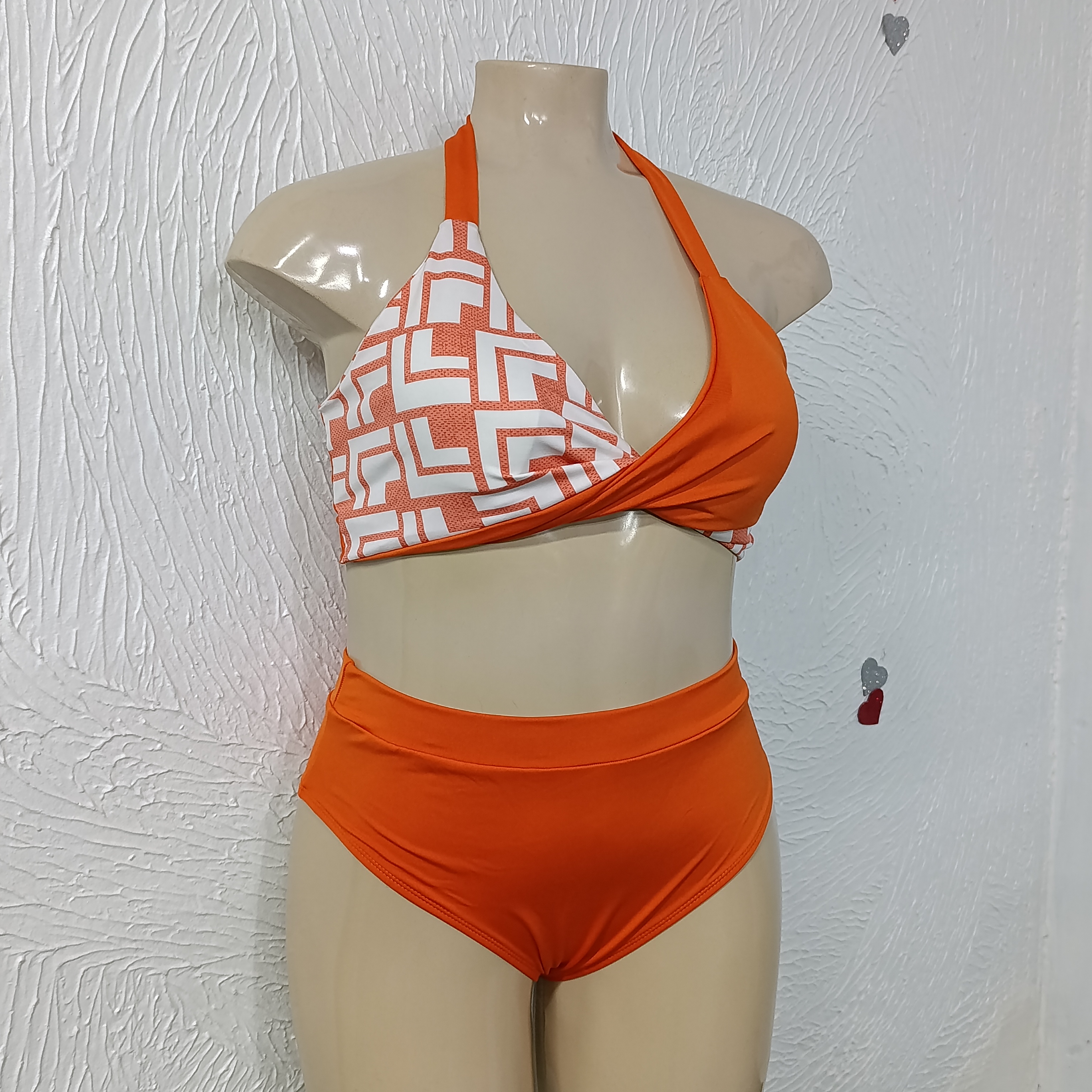 Biquíni Plus Size veste até 54. REF. 115.03.26 cor LARANJA calcinha lisa