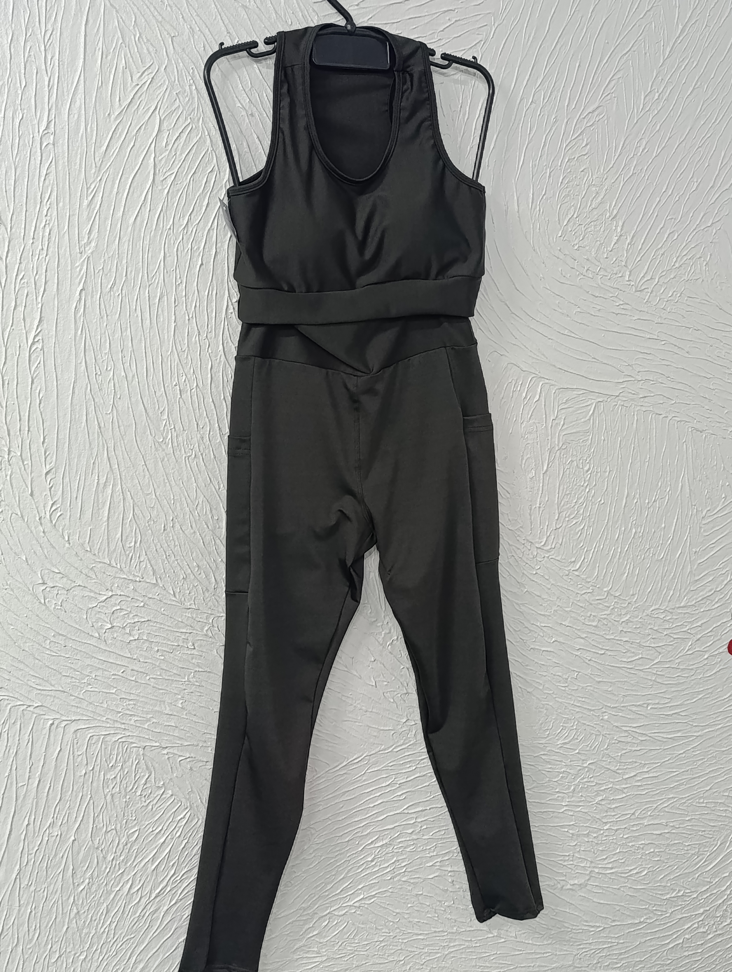 Conjunto de Legging GG top/bojo. Bolso. Forrada. Cor PRETA.