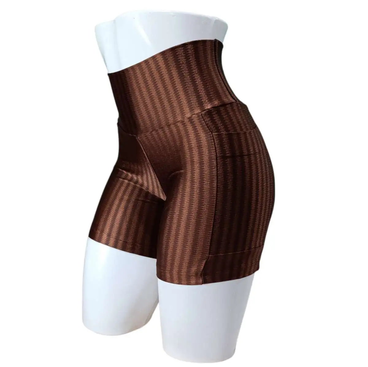 Short P. 3D. Com BOLSO. Cor: MARROM