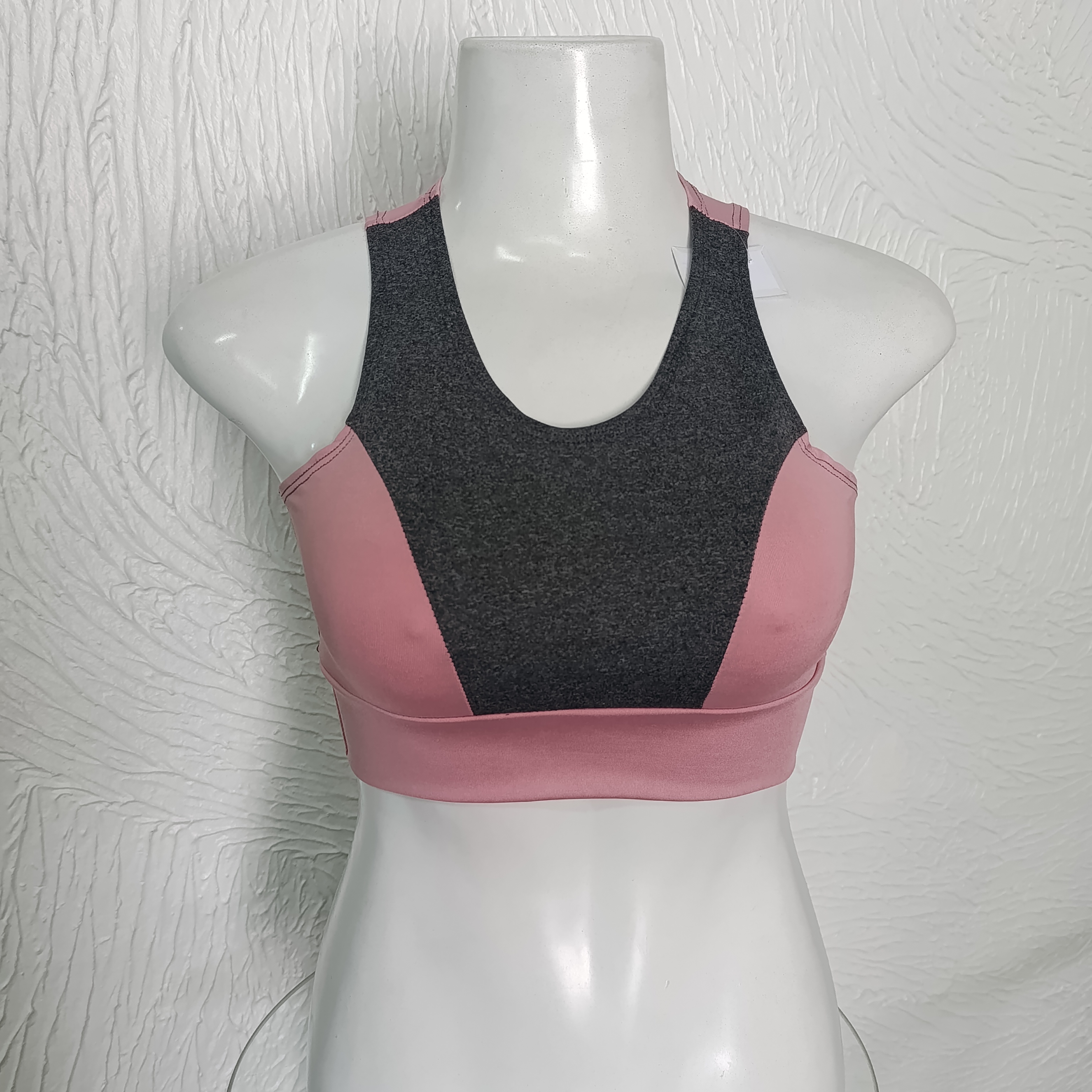 Top M sem bojo. Rosa com cinza