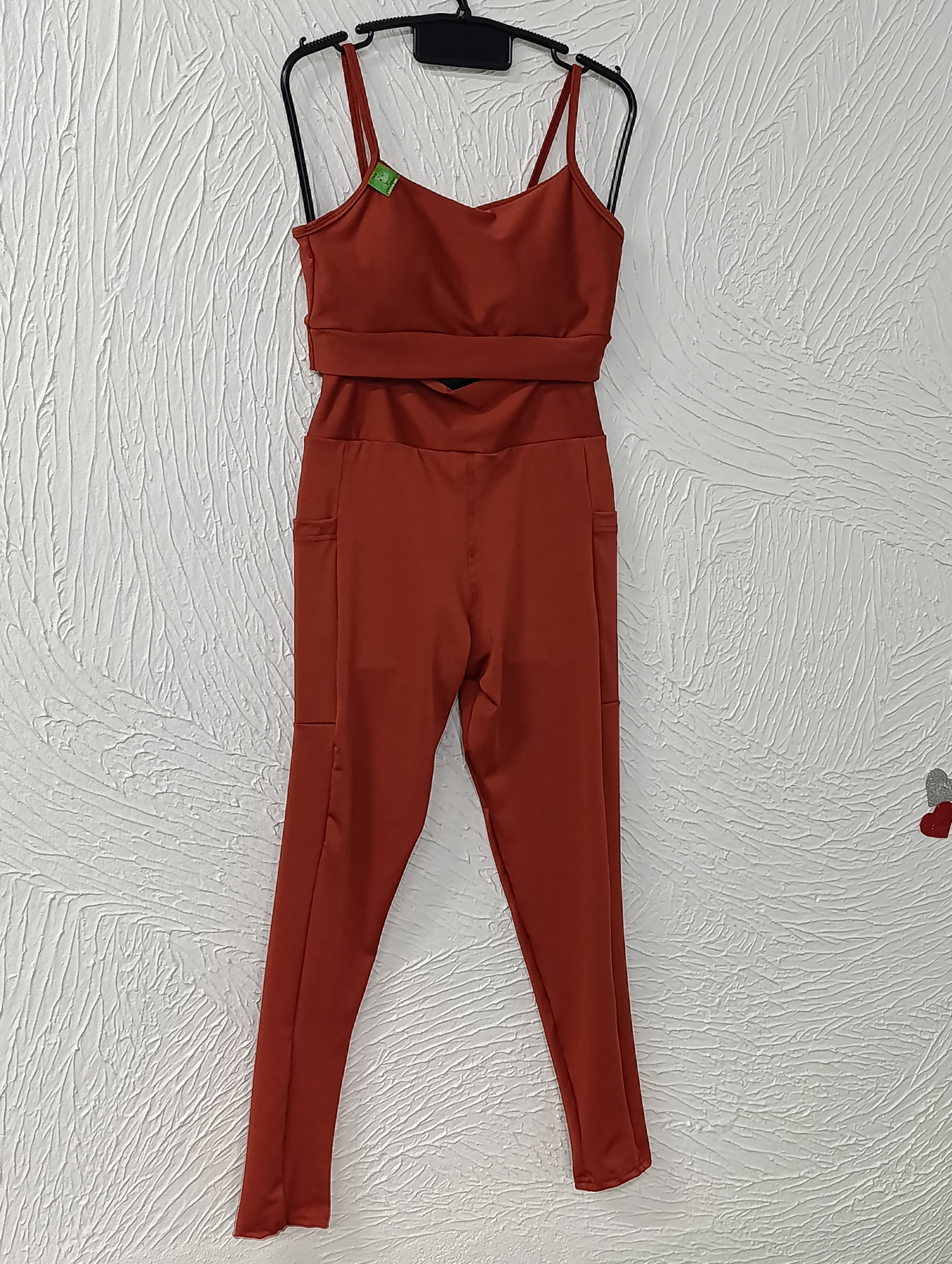 Conjunto de Legging G. Top/bojo. Calça/forrada. Com bolso. Cor Terra Cota