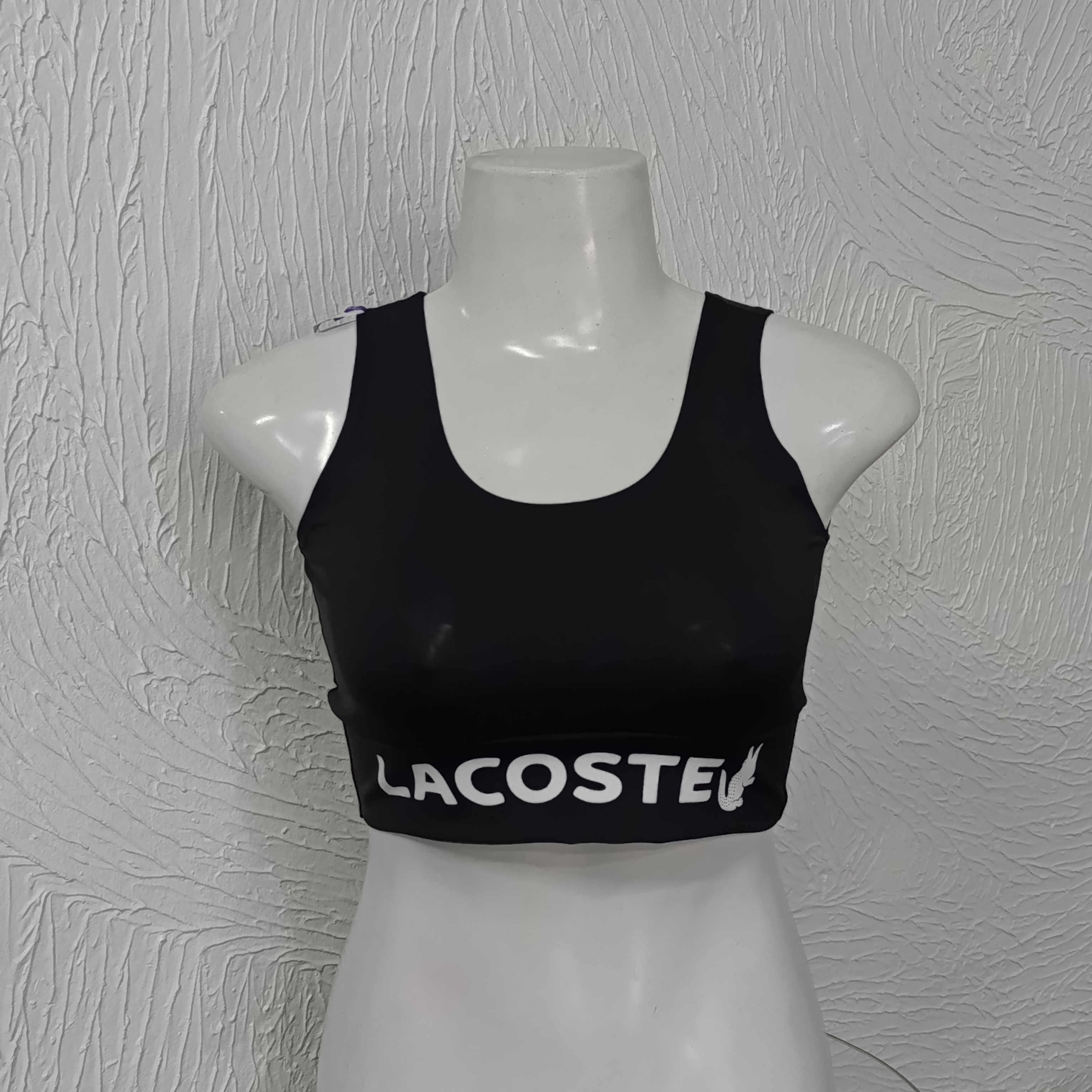 Top G. Sem bojo. Lacoste. Preto