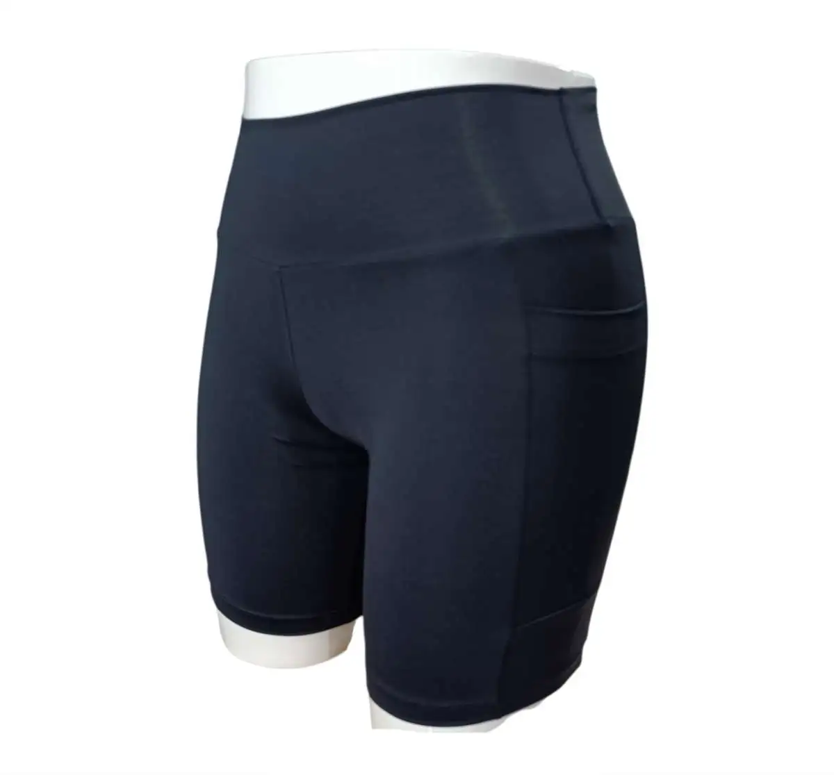 Short GG. Poliamida. Com BOLSOS. Cor: PRETO