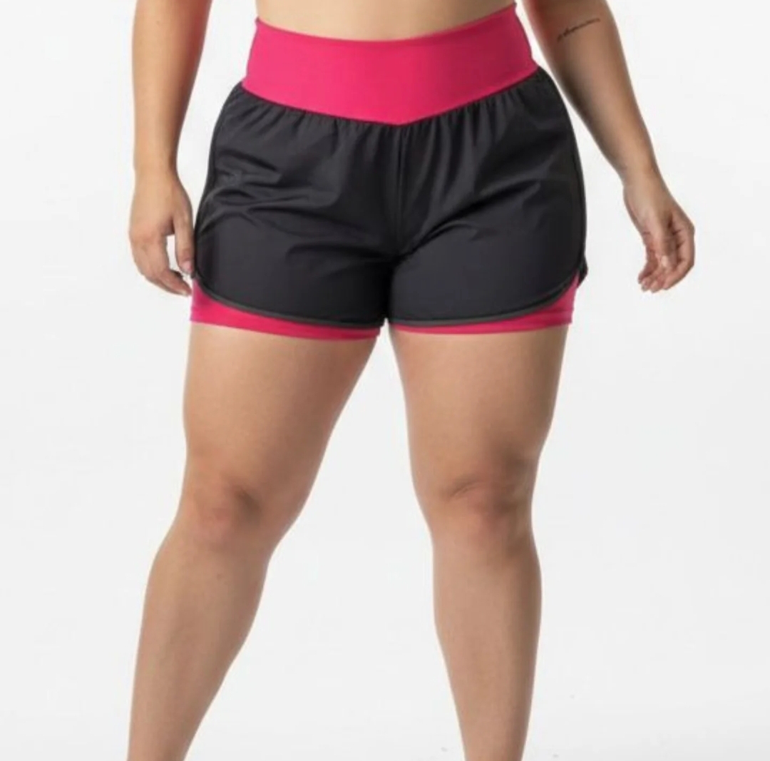 Short M. Duplo. Cores: preto. Preto com azul