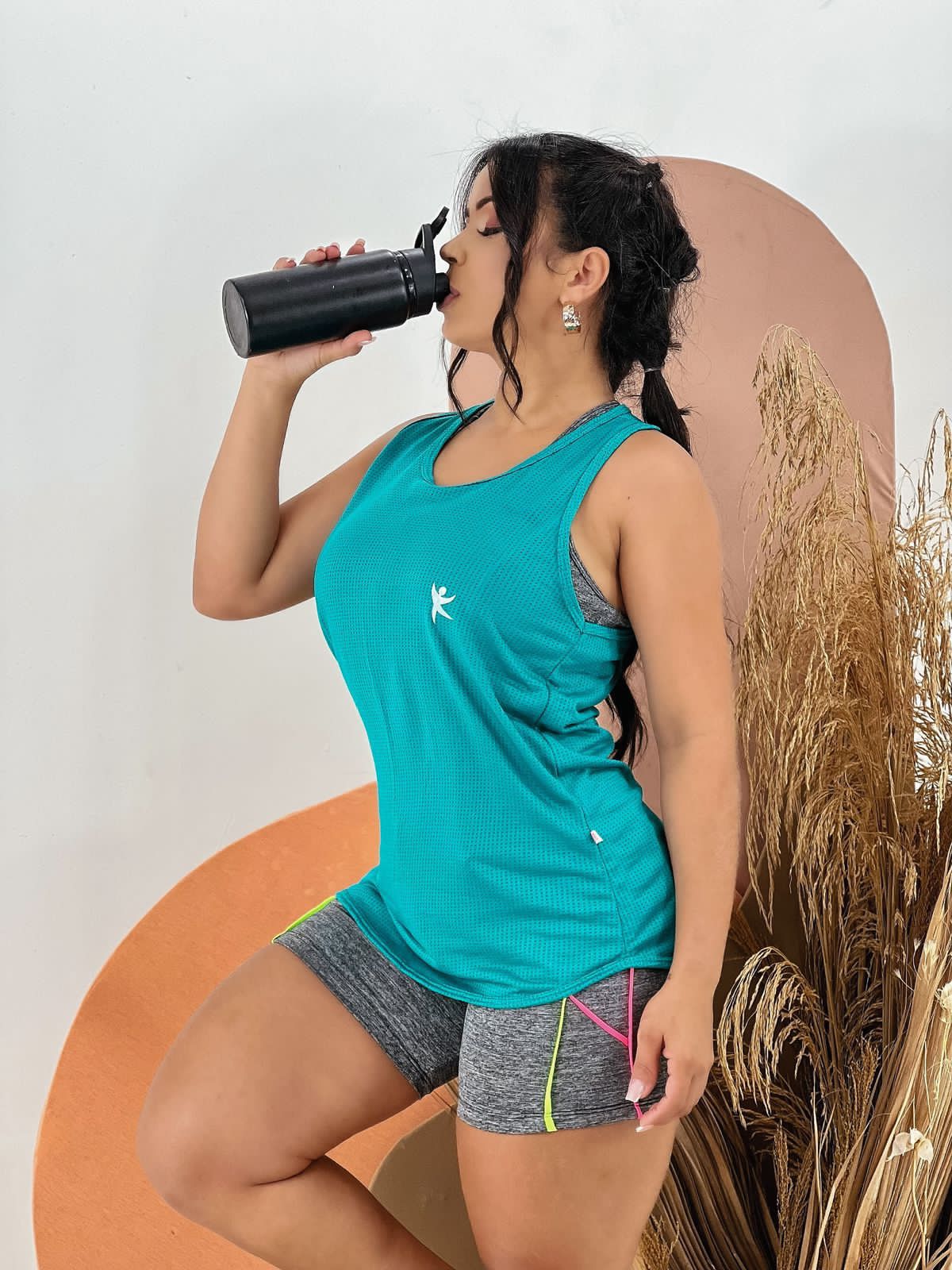 Regata GG Dryfit. REF. Ex12 Cores: Preta. Branca. Rosa. Verde água.