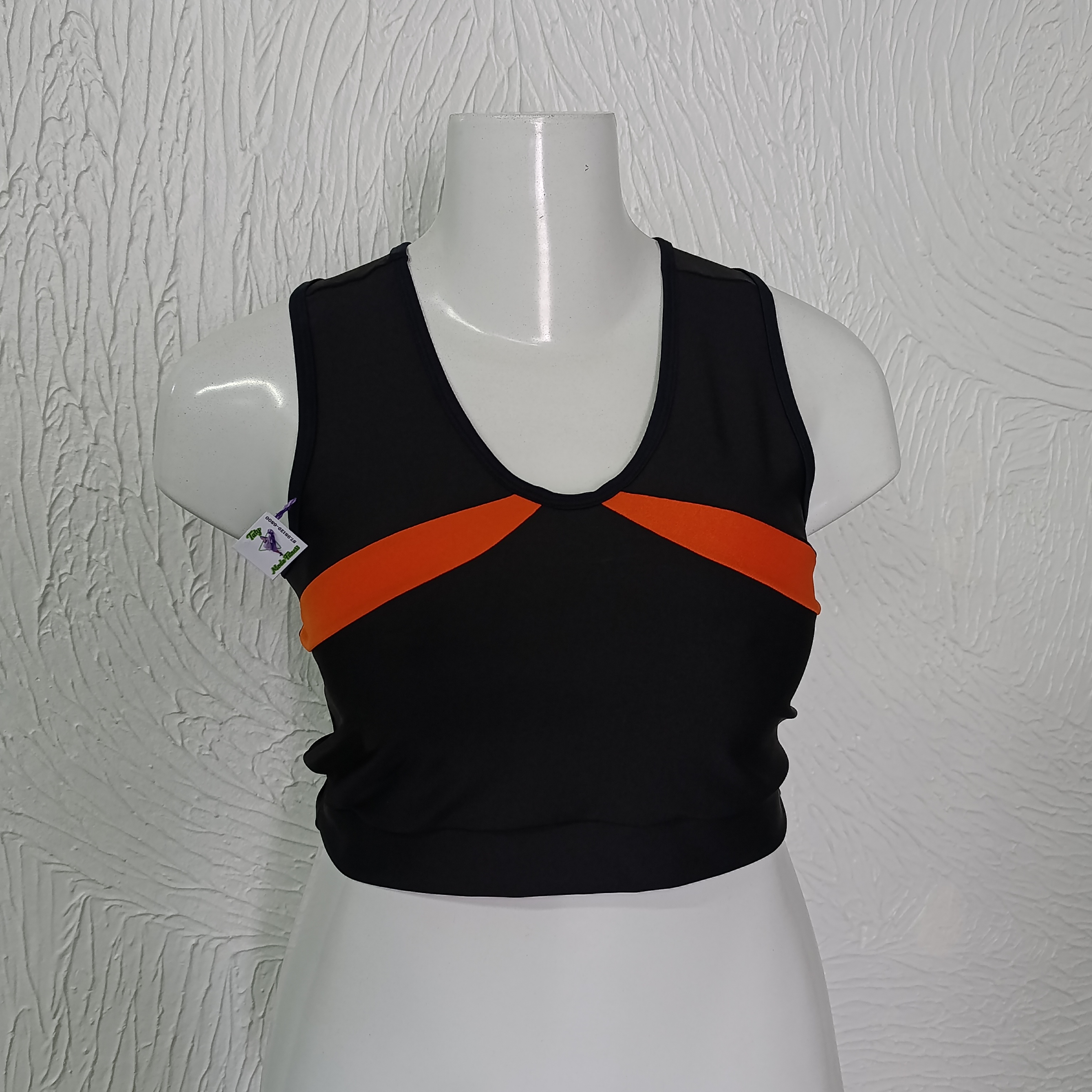 Top G3 sem bojo. Preto com laranja