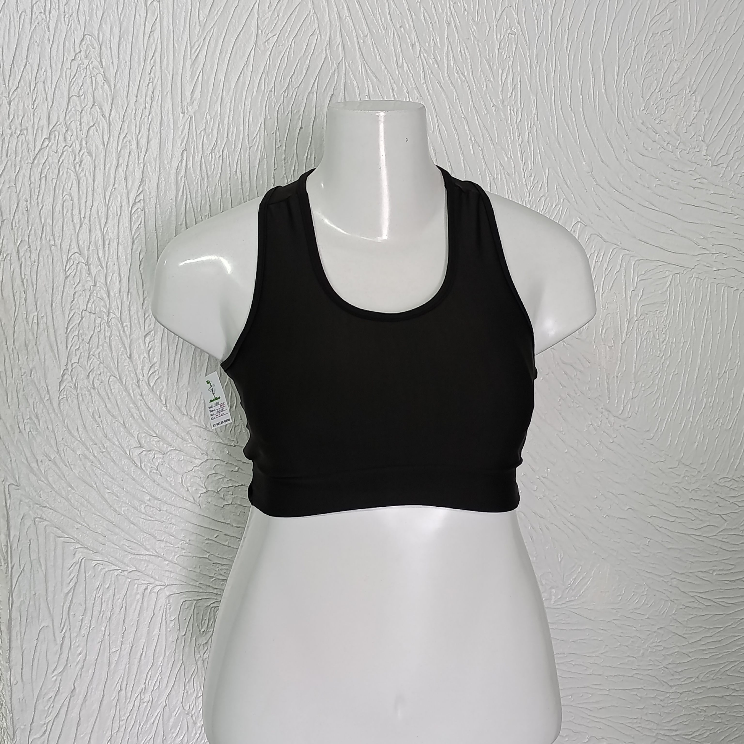 Top GG com bojo. Alta gramatura. Cor PRETA