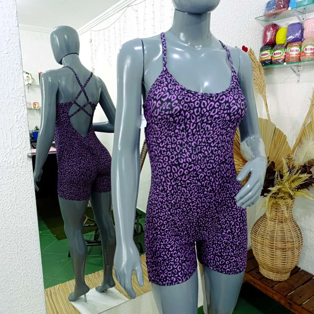 Macaquito G Luana. Cor: Oncinha Roxa