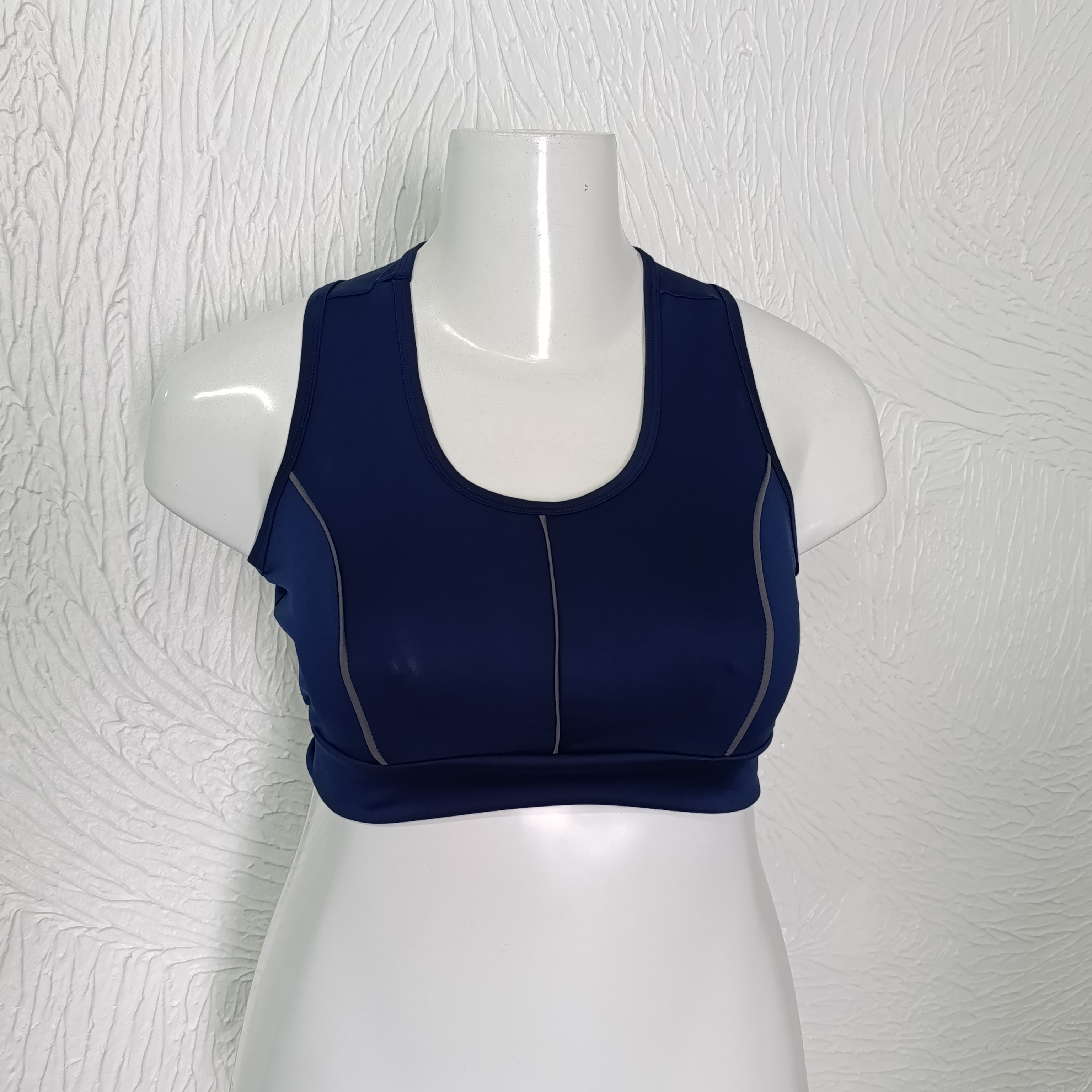 Top GG sem bojo. Marinho com viés cinza