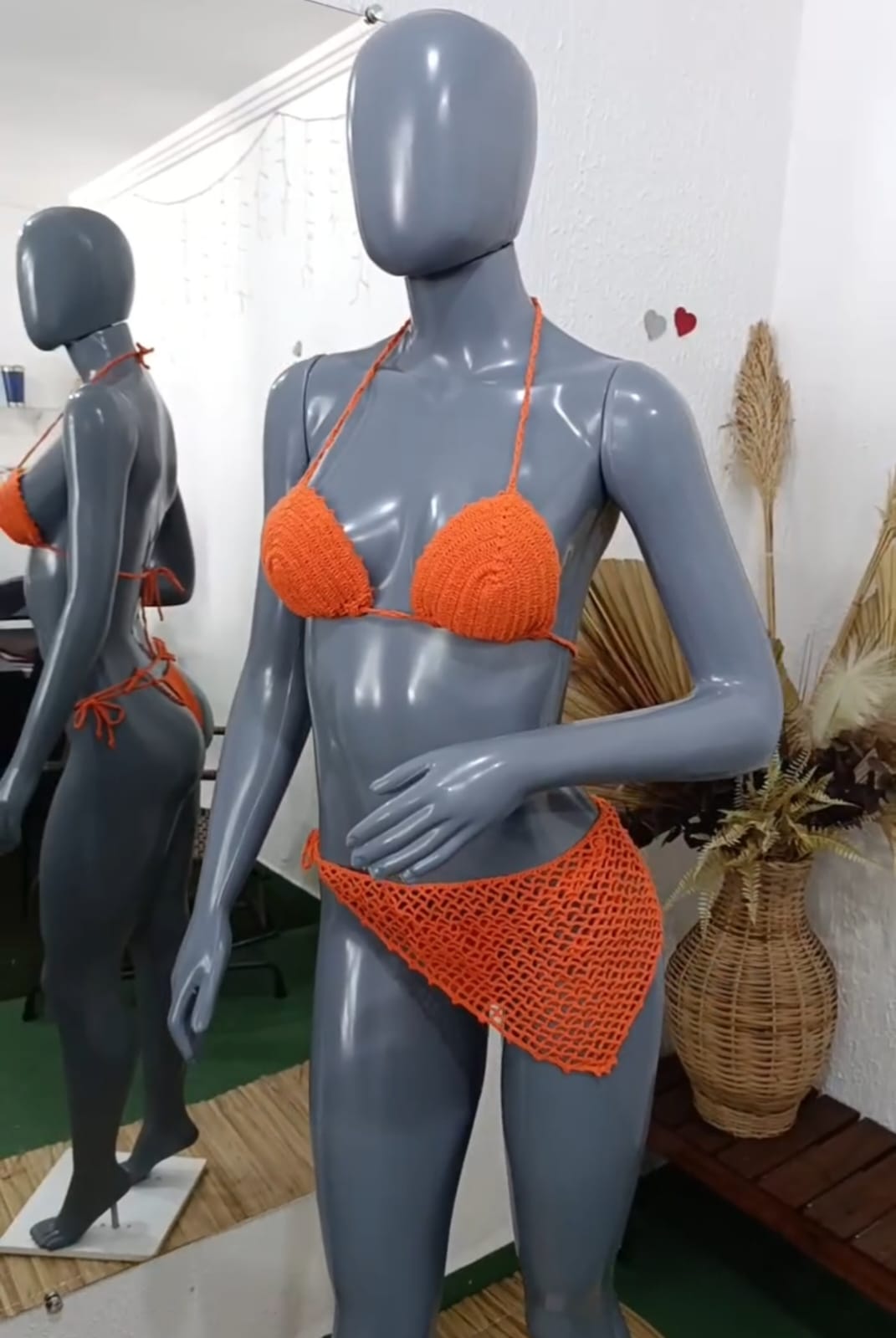 Biquíni P Crochê. Fio. 03 peças. Cor laranja.