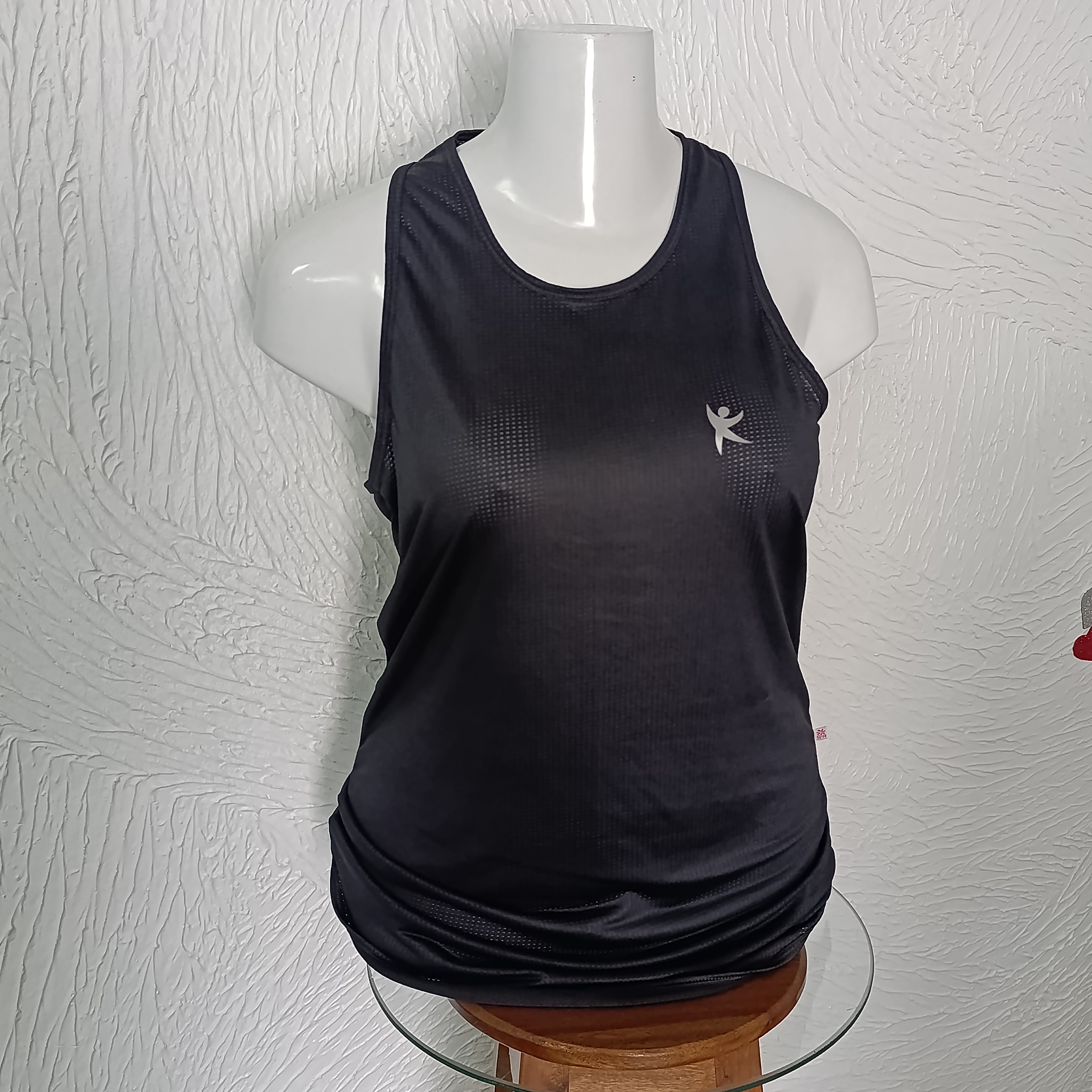 Regata GG Dryfit. Cor preta