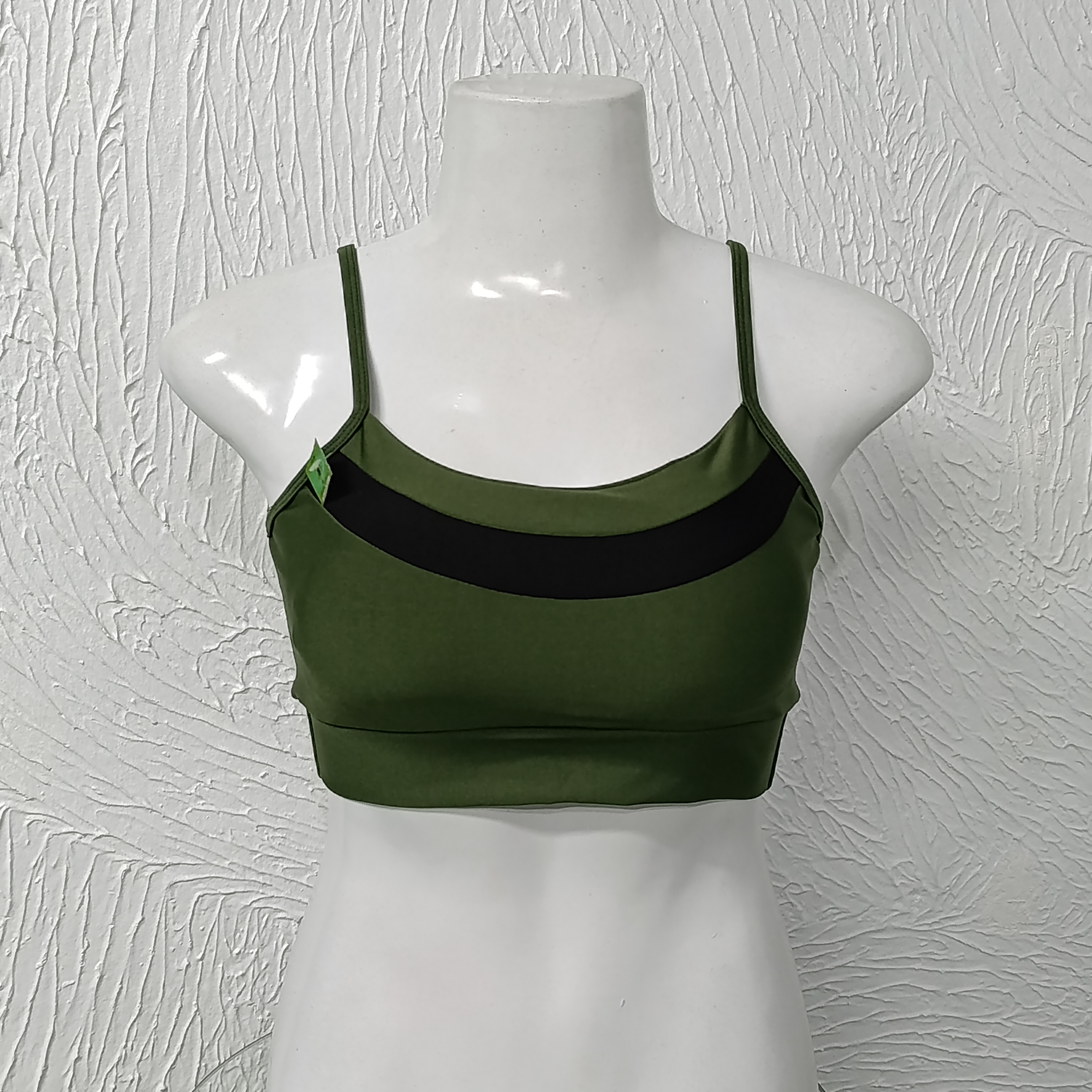Top G. Com bojo. Verde Militar com preto