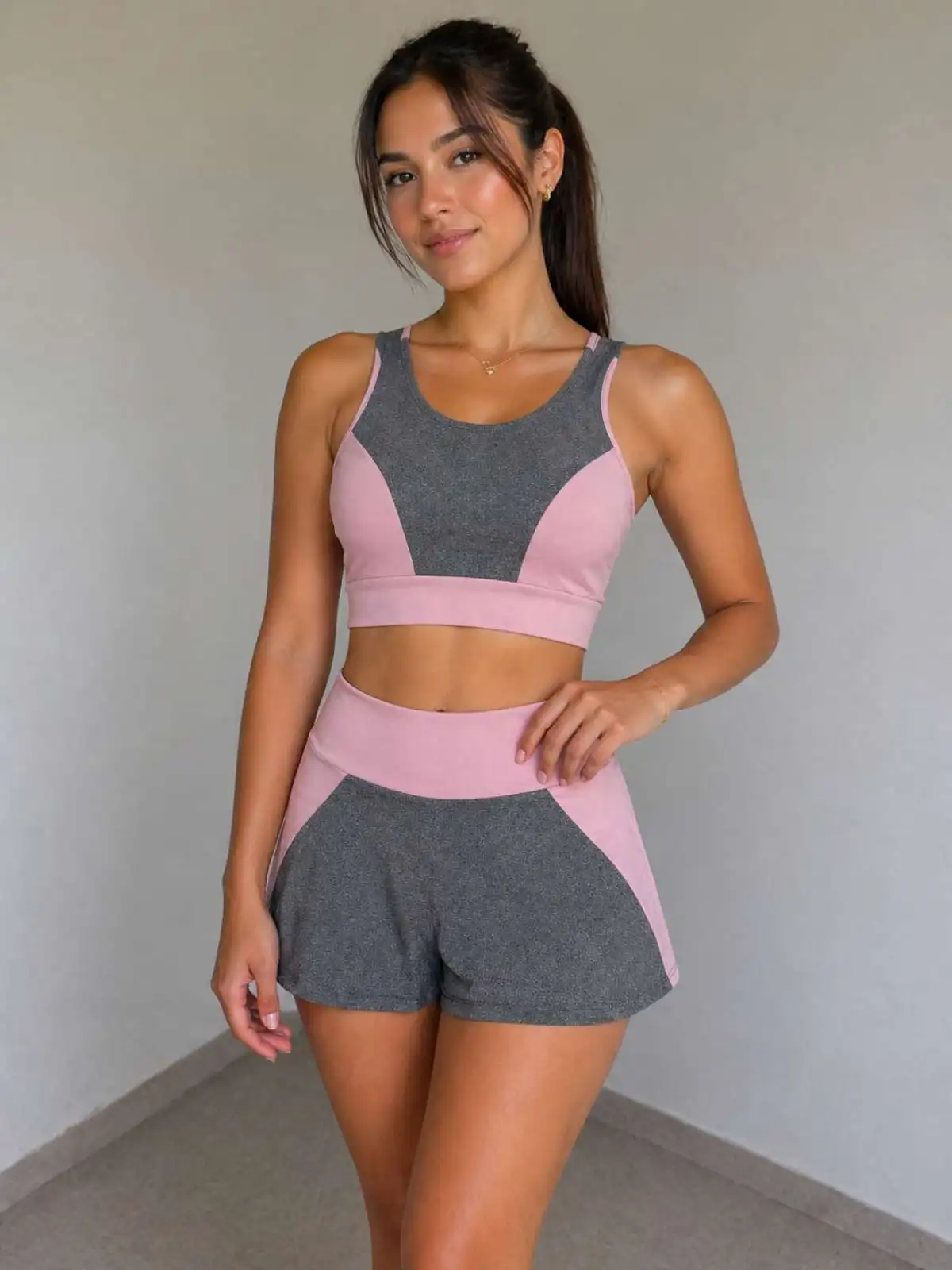 Conjunto de Short M saia cor: Rosê/Cinza