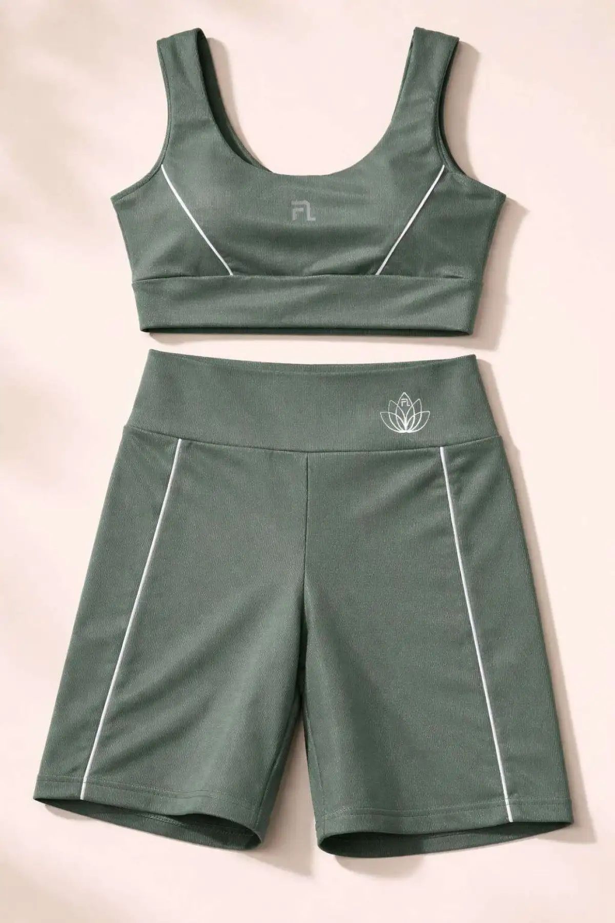 Conjunto Primer – Short + Top Canelado Brilhoso